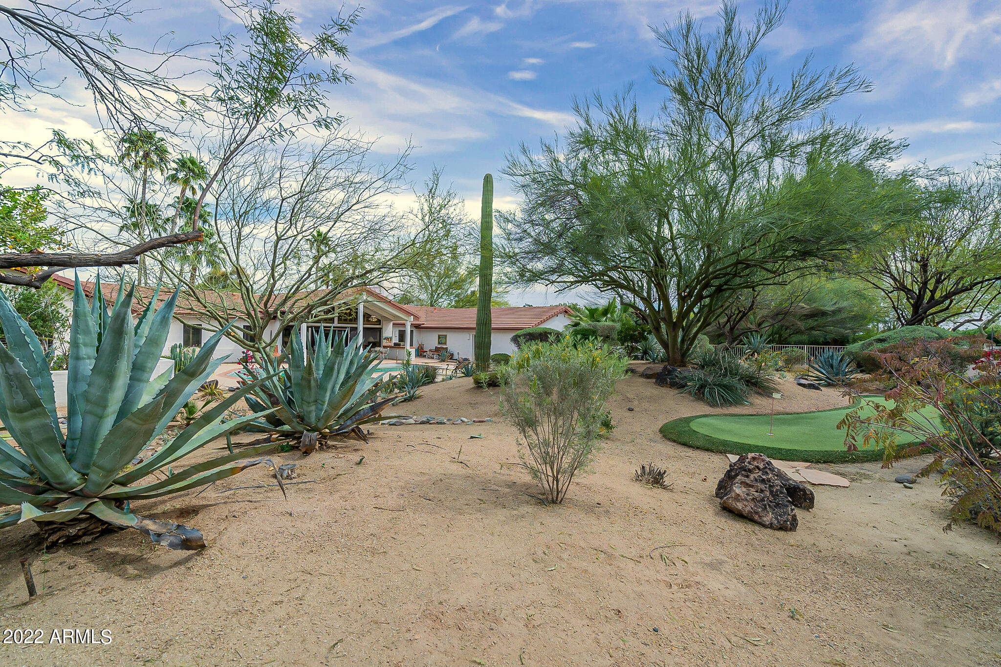 CASA BLANCA ESTATES LOT 20-37 & TR A - Residential