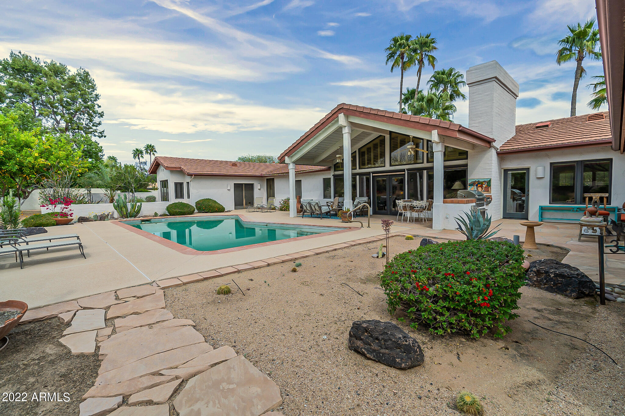 CASA BLANCA ESTATES LOT 20-37 & TR A - Residential