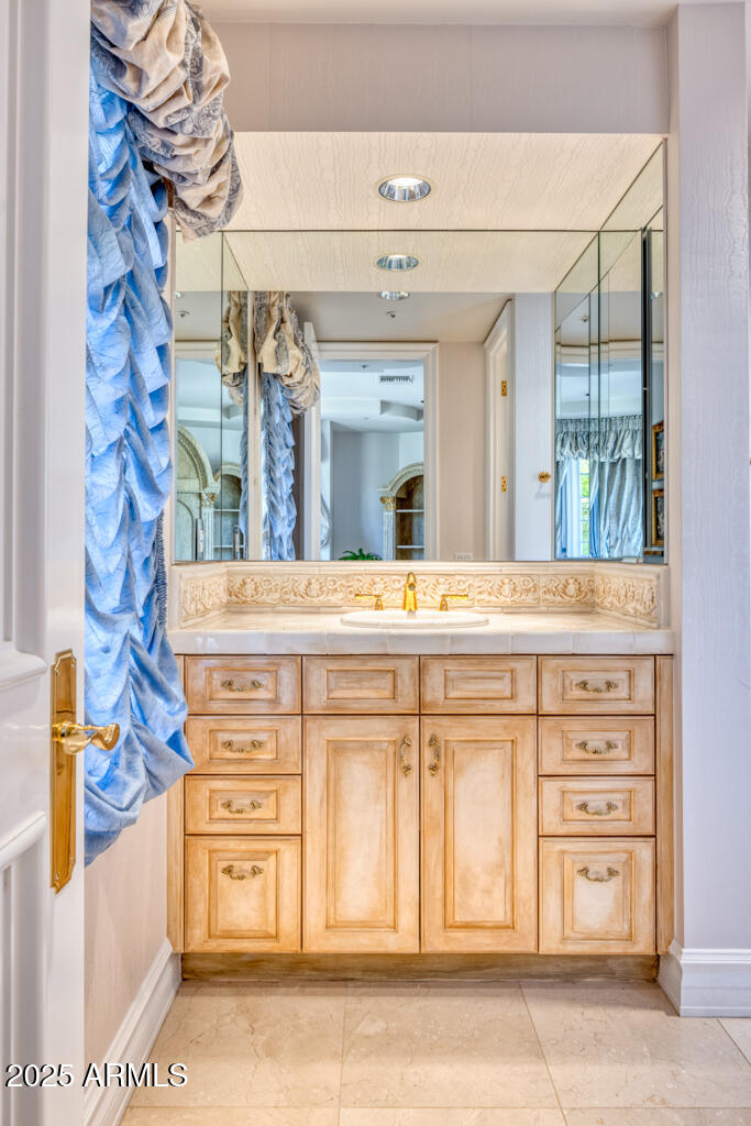 VAQUERO DRIVE AT GAINEY RANCH LOT 1-21 TR A - Residential