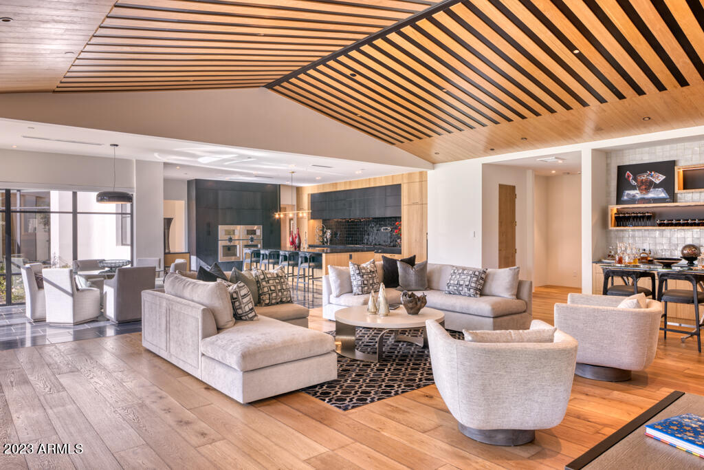 MORNING GLORY ESTATES - Residential
