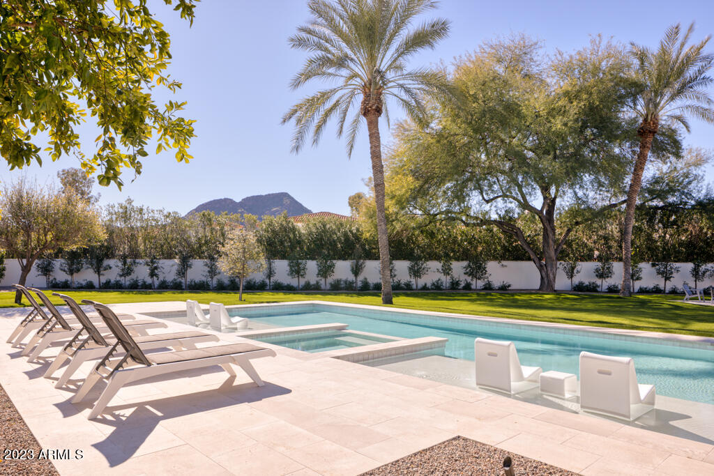 MORNING GLORY ESTATES - Residential