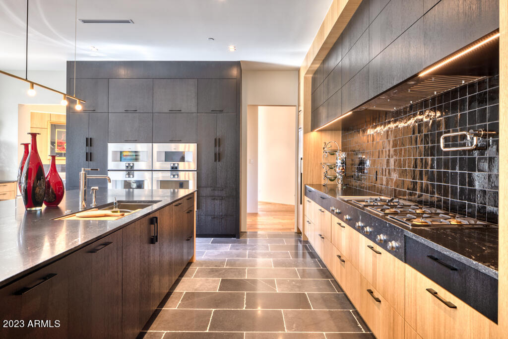 MORNING GLORY ESTATES - Residential