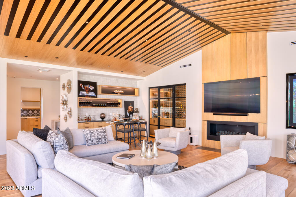 MORNING GLORY ESTATES - Residential