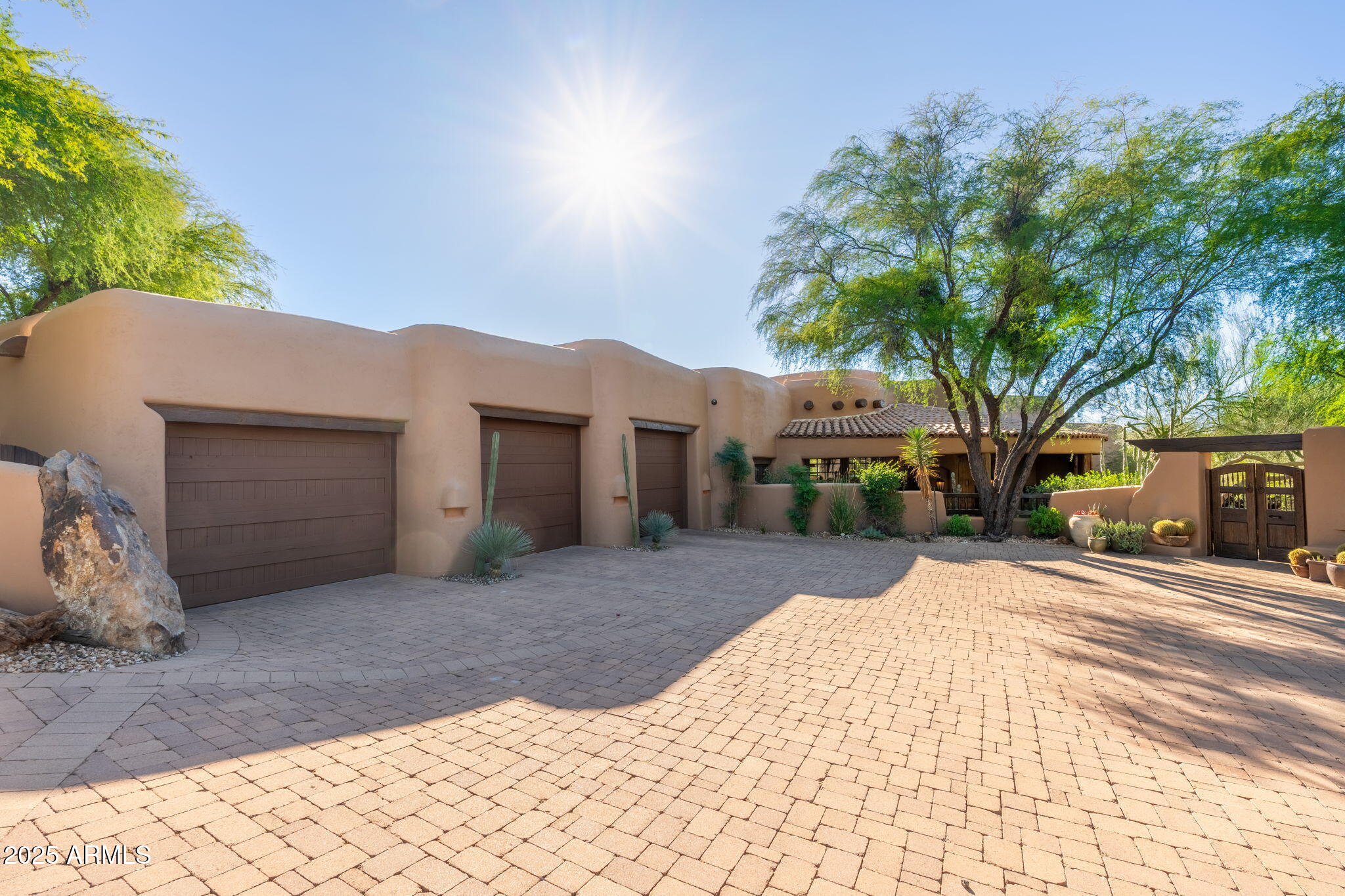 PINNACLE CANYON AT TROON NORTH - Residential
