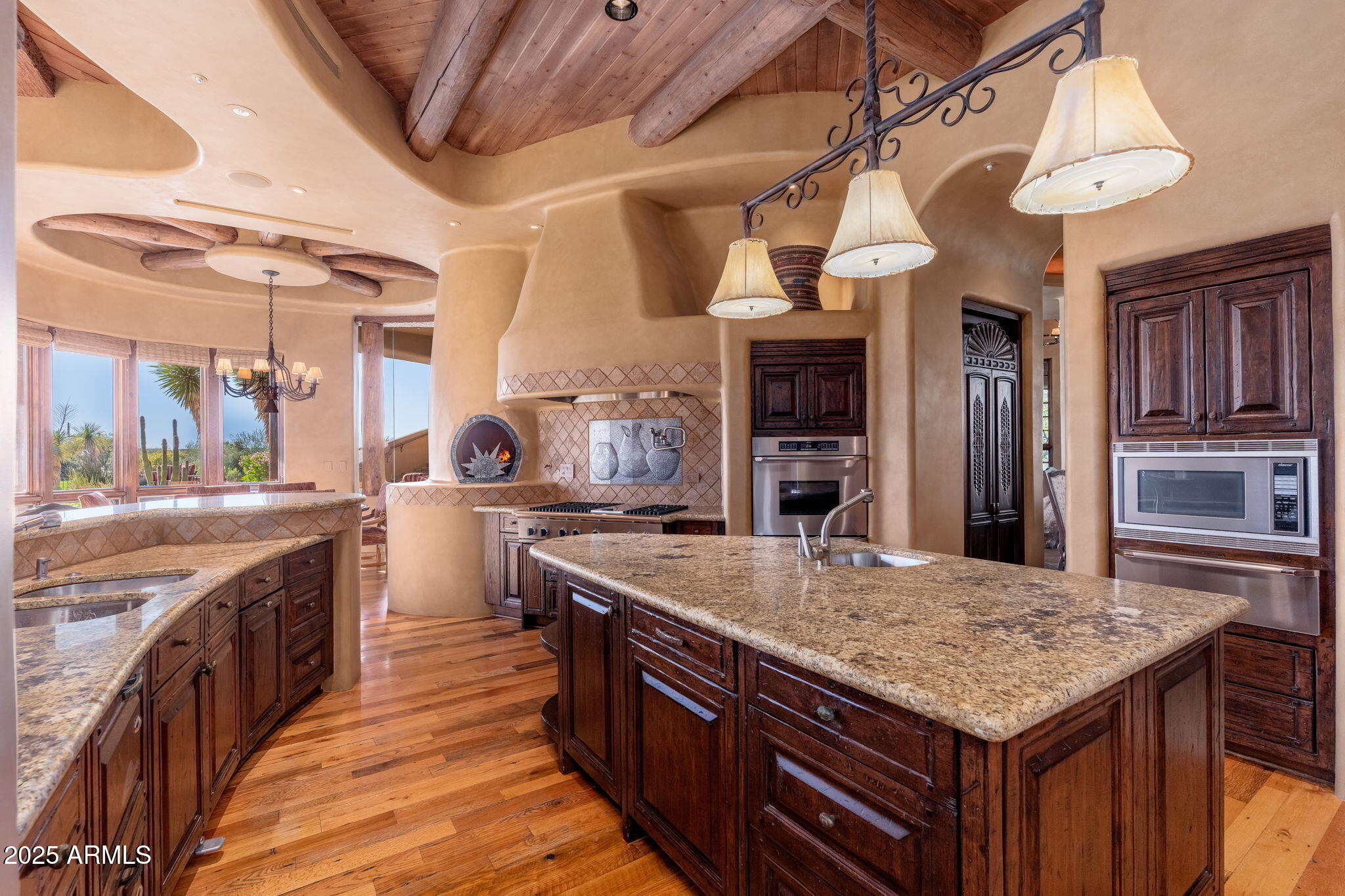 PINNACLE CANYON AT TROON NORTH - Residential