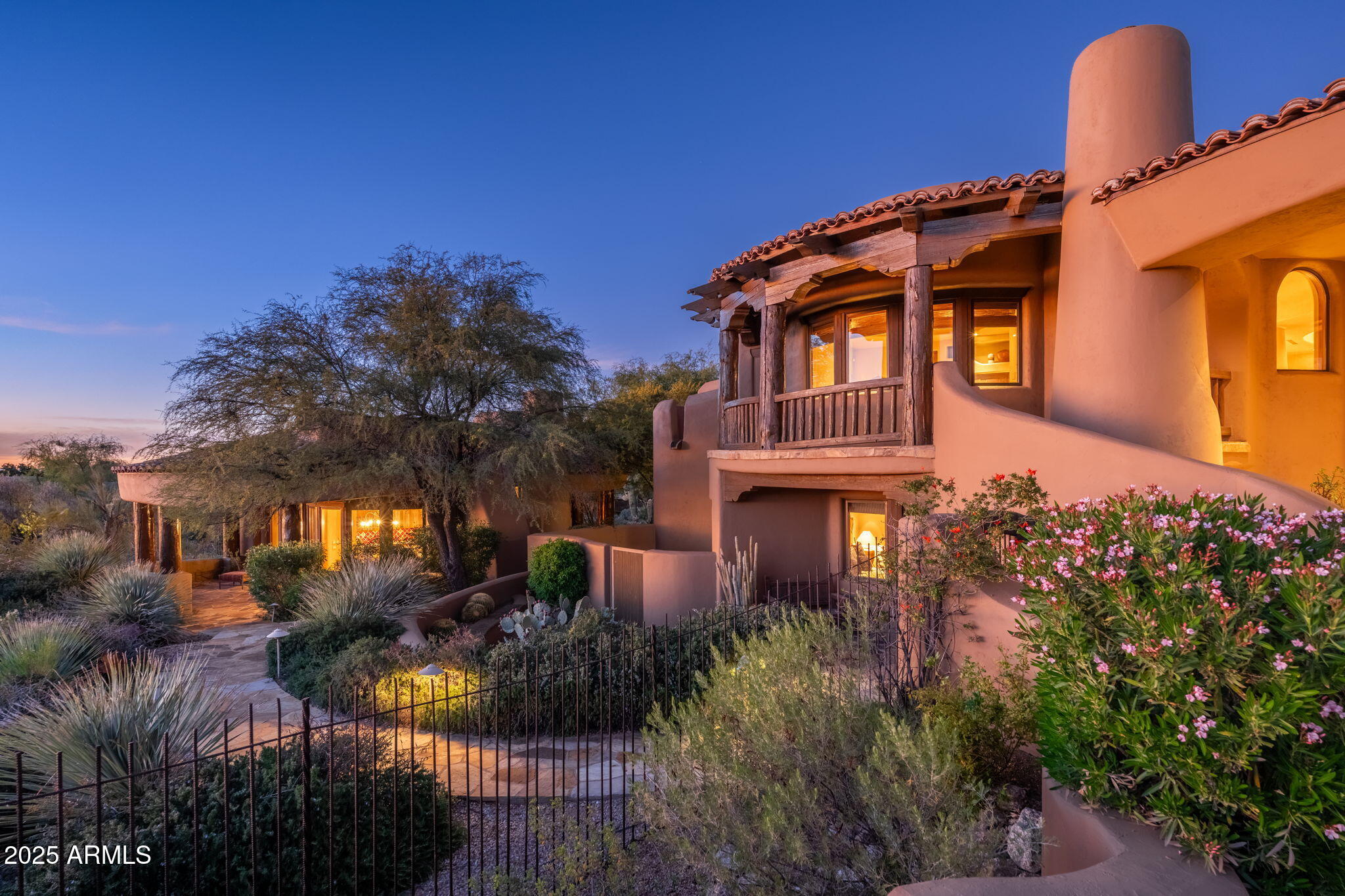 PINNACLE CANYON AT TROON NORTH - Residential