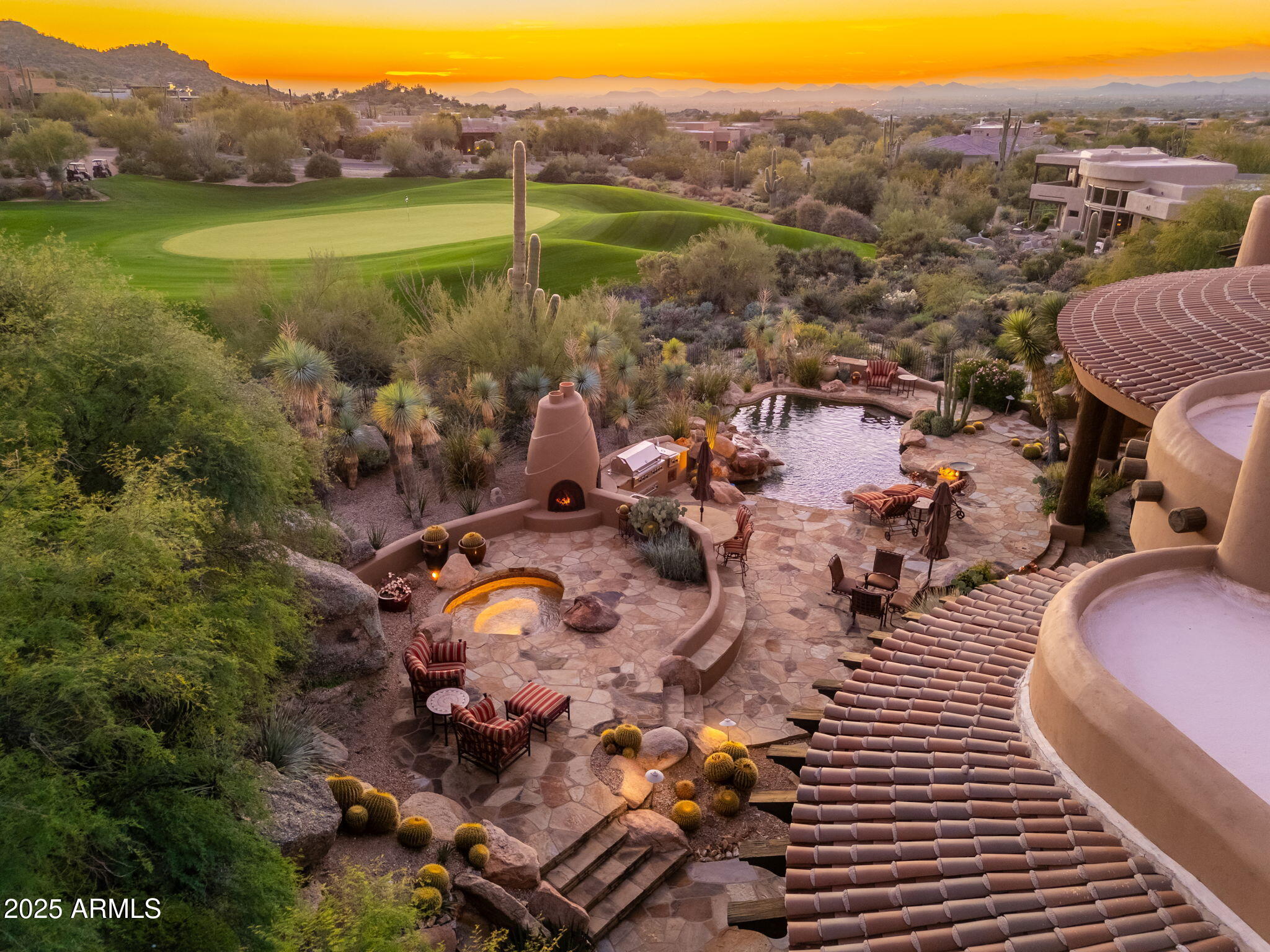 PINNACLE CANYON AT TROON NORTH - Residential
