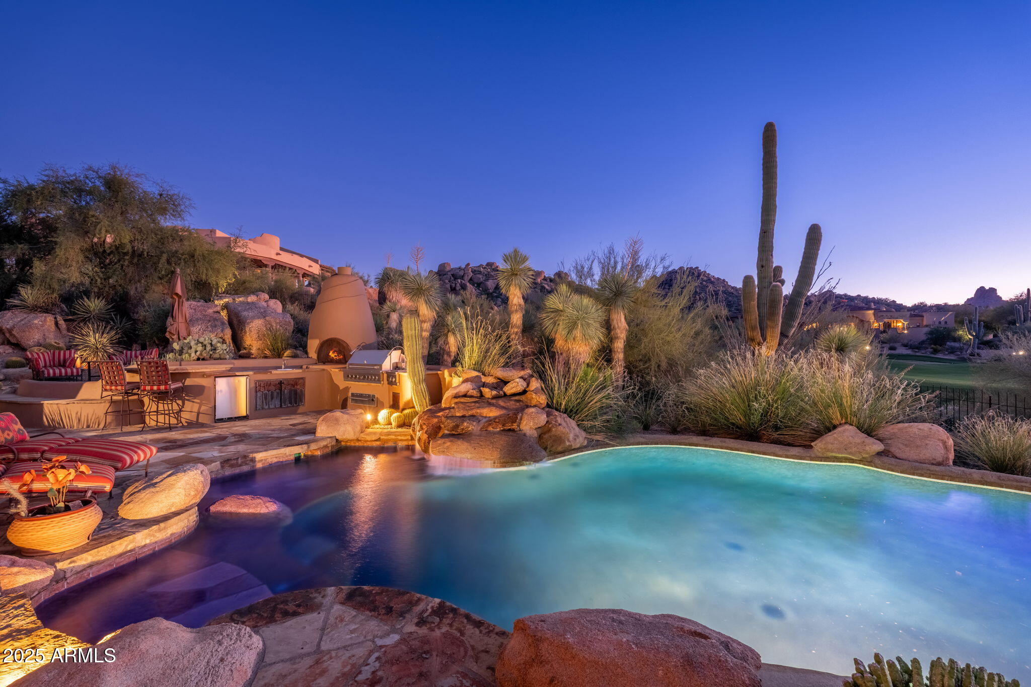 PINNACLE CANYON AT TROON NORTH - Residential