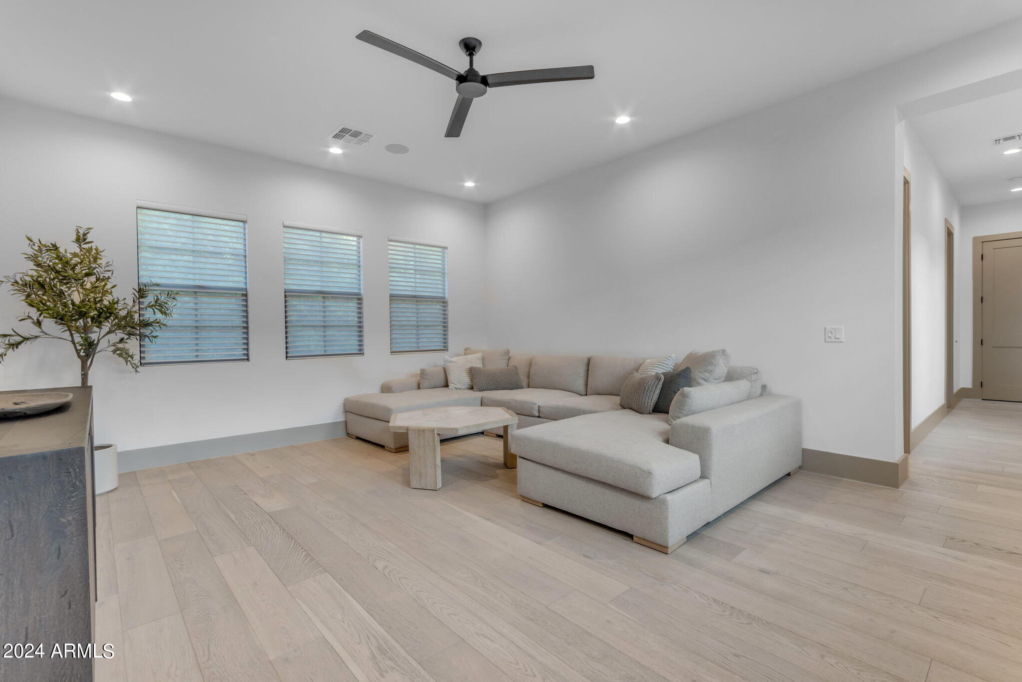 WEST VILLAGE OF SANTAN LAKESIDE ESTATES 2 LTS 1-20 - Residential