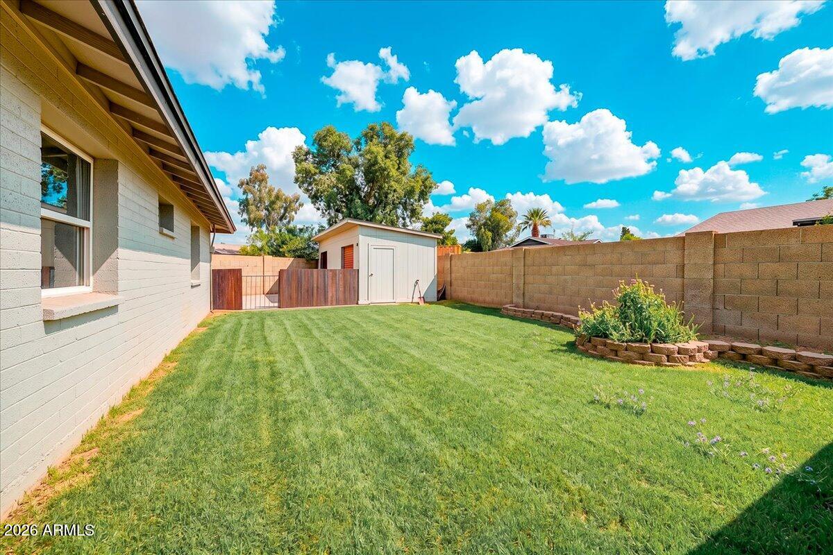 GREEN MEADOWS NO. 3 - Residential