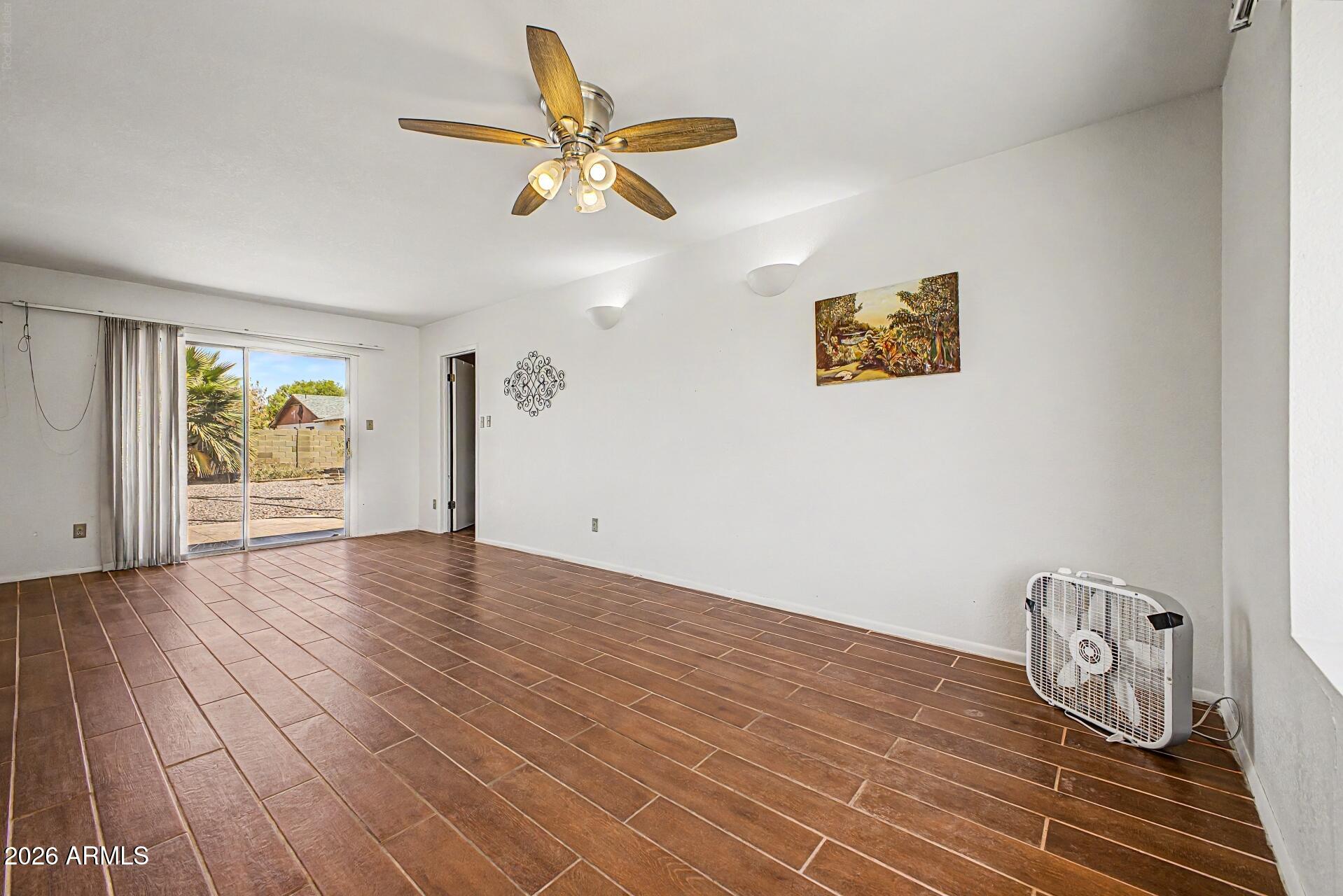 COUNTRYSIDE ESTATES - Residential
