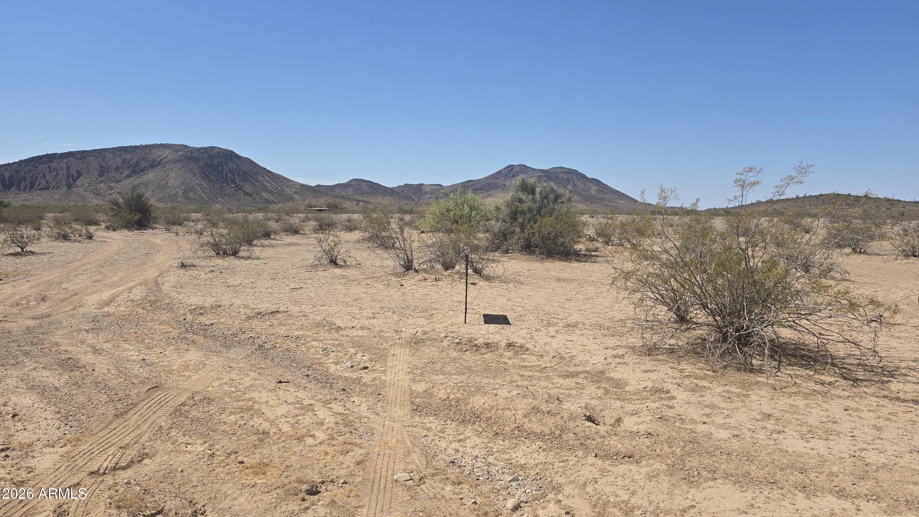 SADDLE MOUNTAIN RANCH - Land