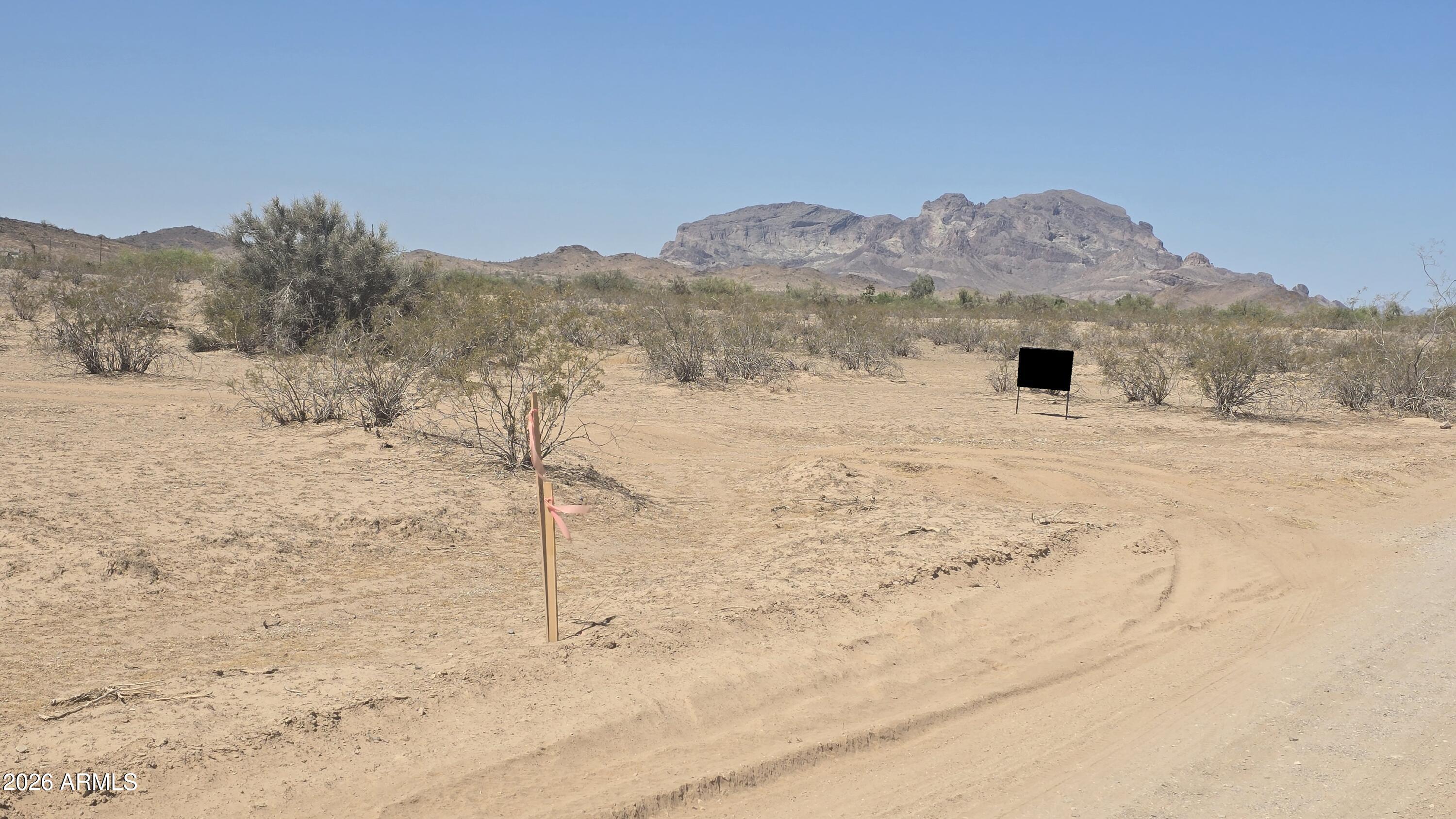 SADDLE MOUNTAIN RANCH - Land