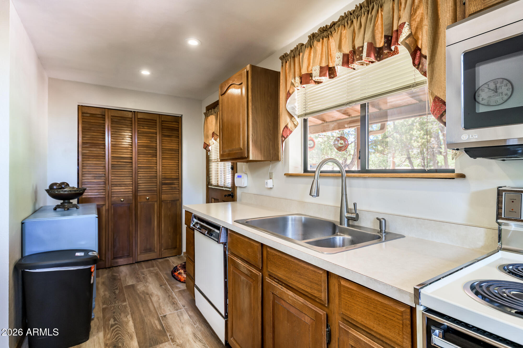 STARLIGHT PINES 1 - Residential