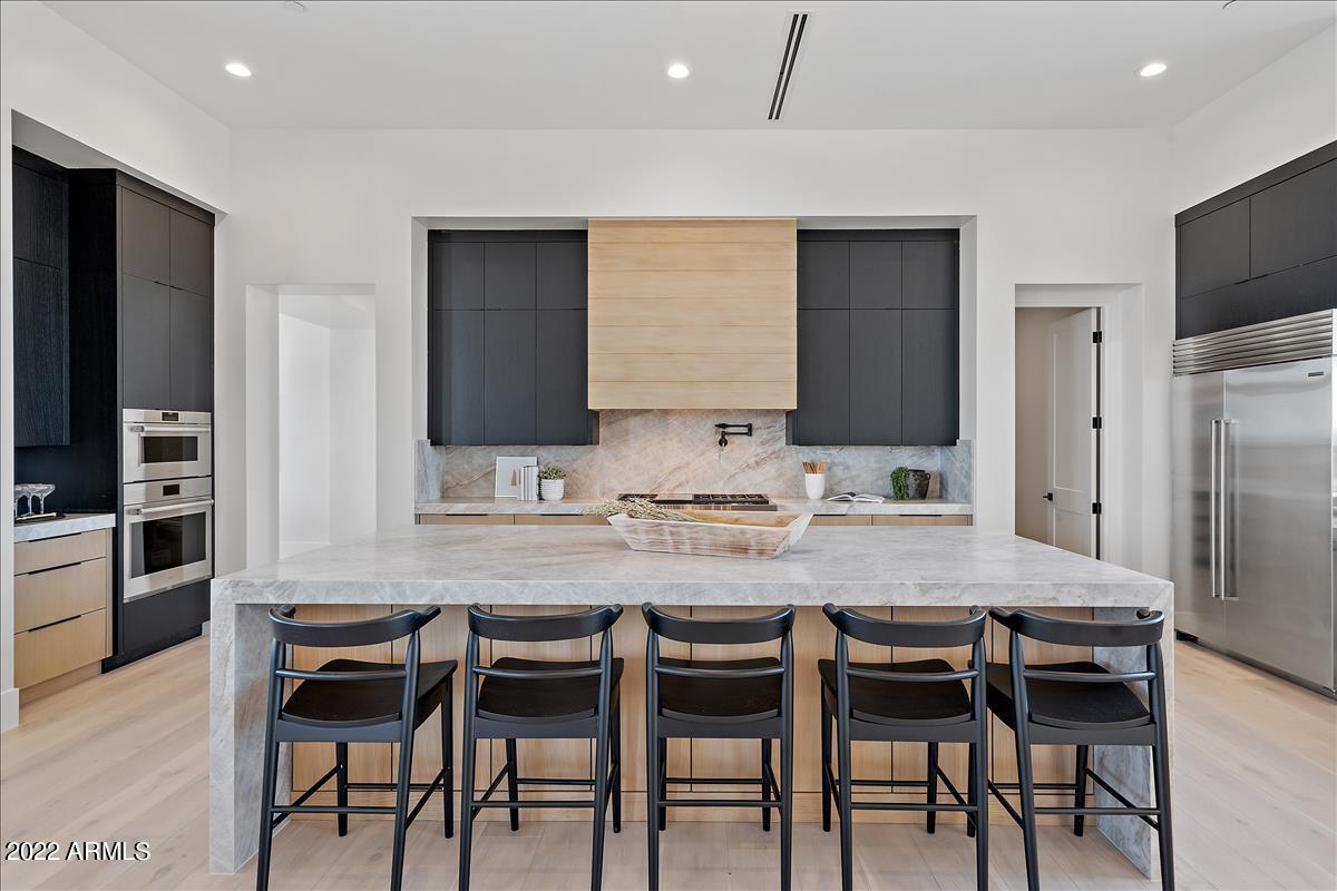 DESERT MOUNTAIN PHASE 1 UNIT 2 LOT 206-335 TR A - Residential