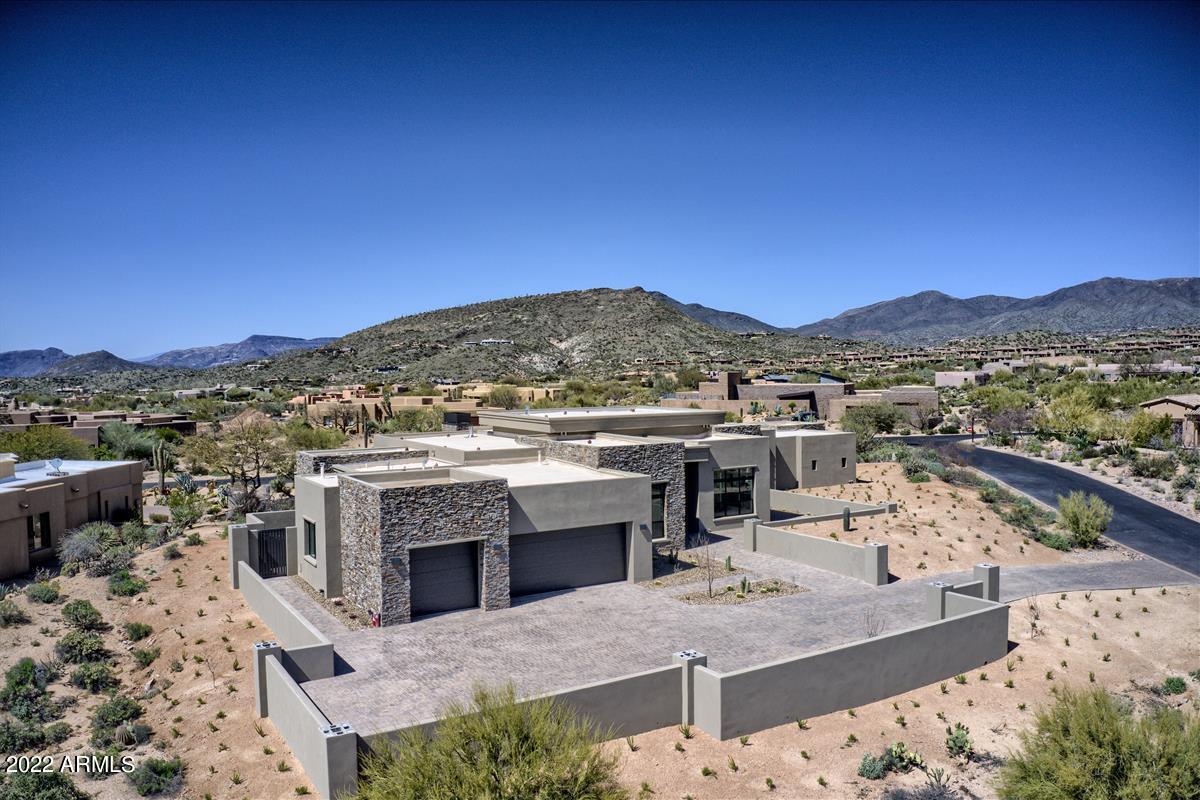 DESERT MOUNTAIN PHASE 1 UNIT 2 LOT 206-335 TR A - Residential