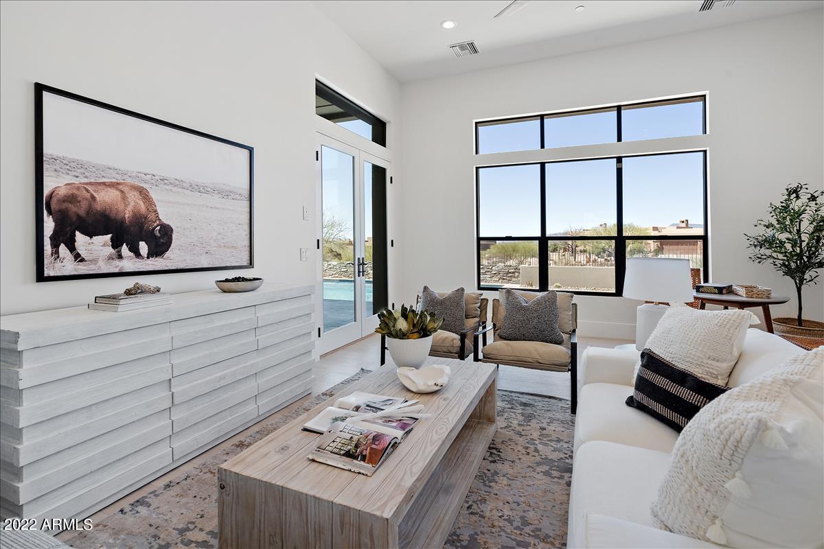 DESERT MOUNTAIN PHASE 1 UNIT 2 LOT 206-335 TR A - Residential