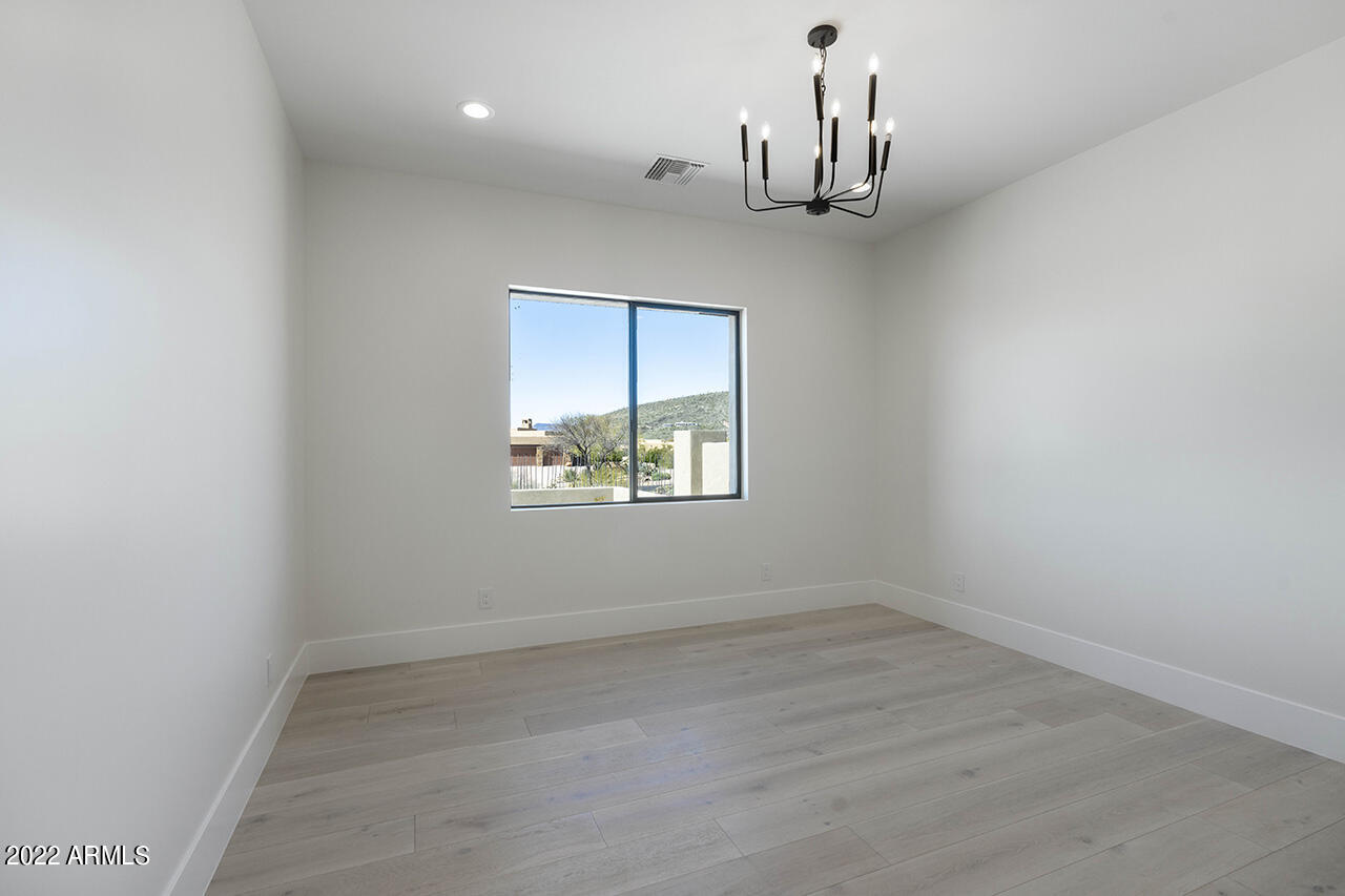 DESERT MOUNTAIN PHASE 1 UNIT 2 LOT 206-335 TR A - Residential