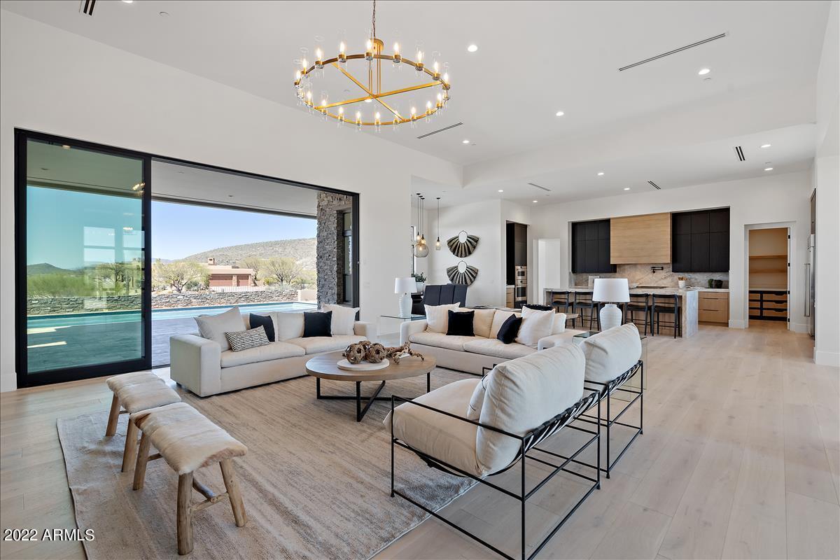 DESERT MOUNTAIN PHASE 1 UNIT 2 LOT 206-335 TR A - Residential