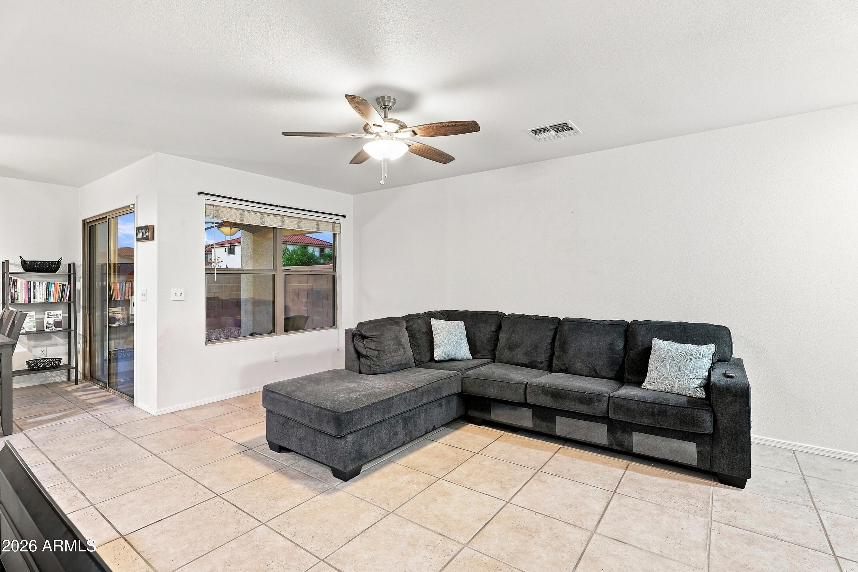 ARIZONA GOLDFIELD - Residential