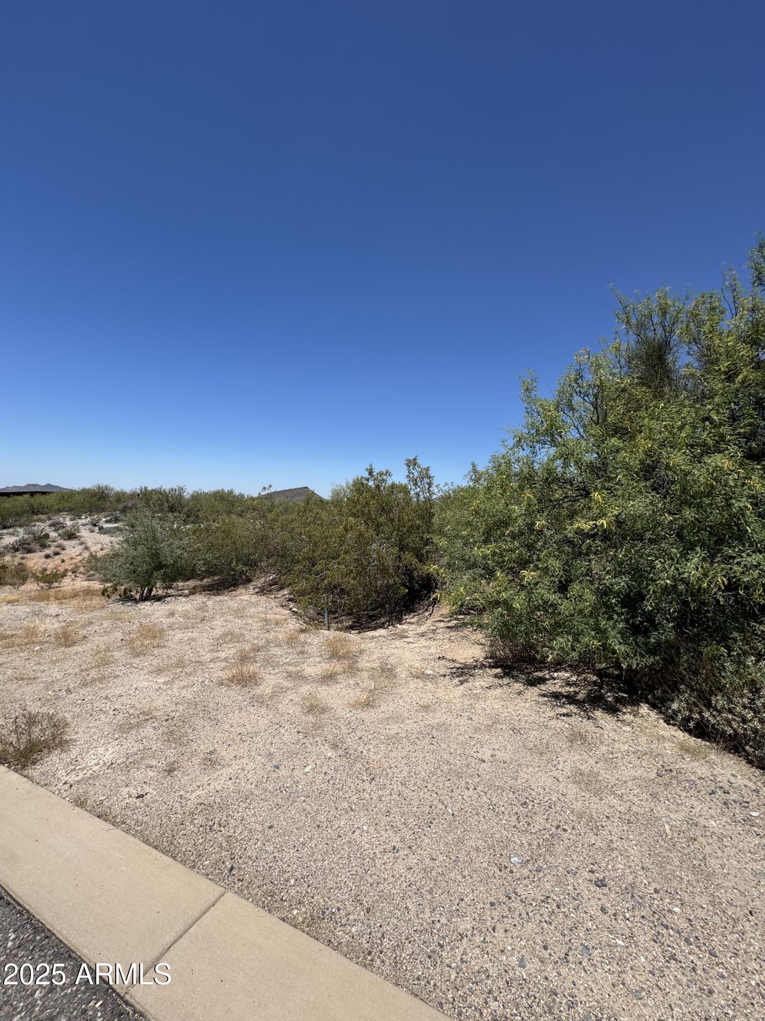 SUMMIT VISTAS - Residential