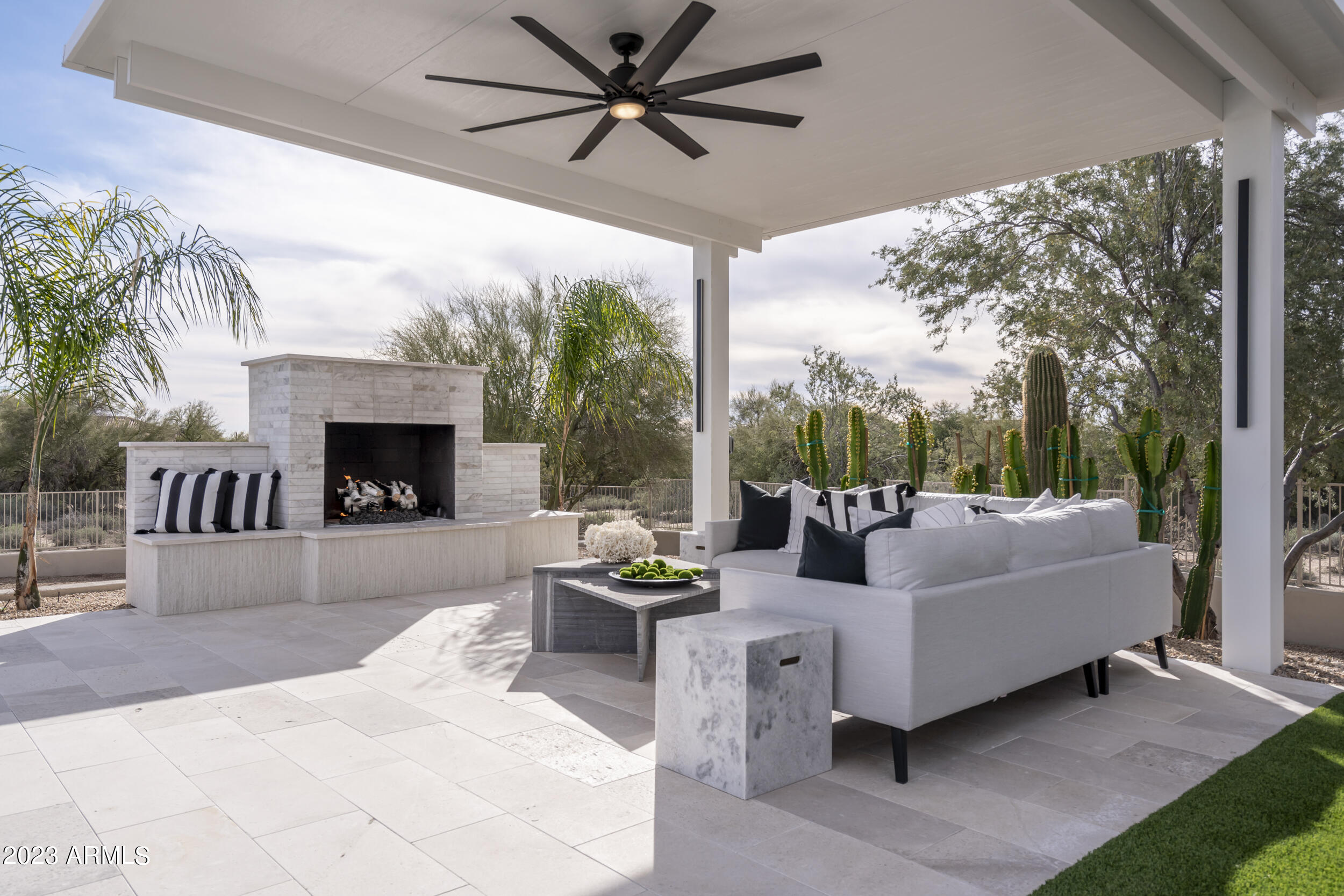 TIERRA BELLA - Residential
