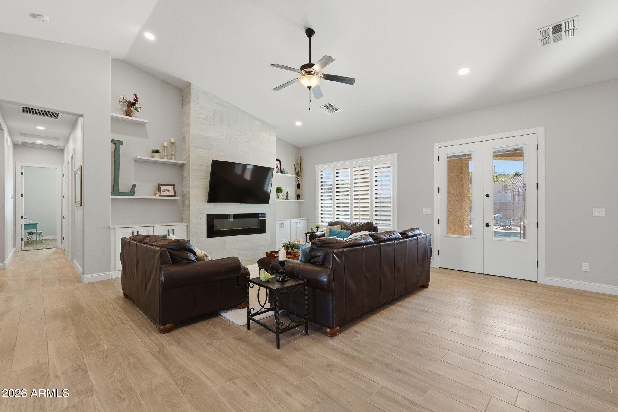CREEKSIDE ESTATES - Residential