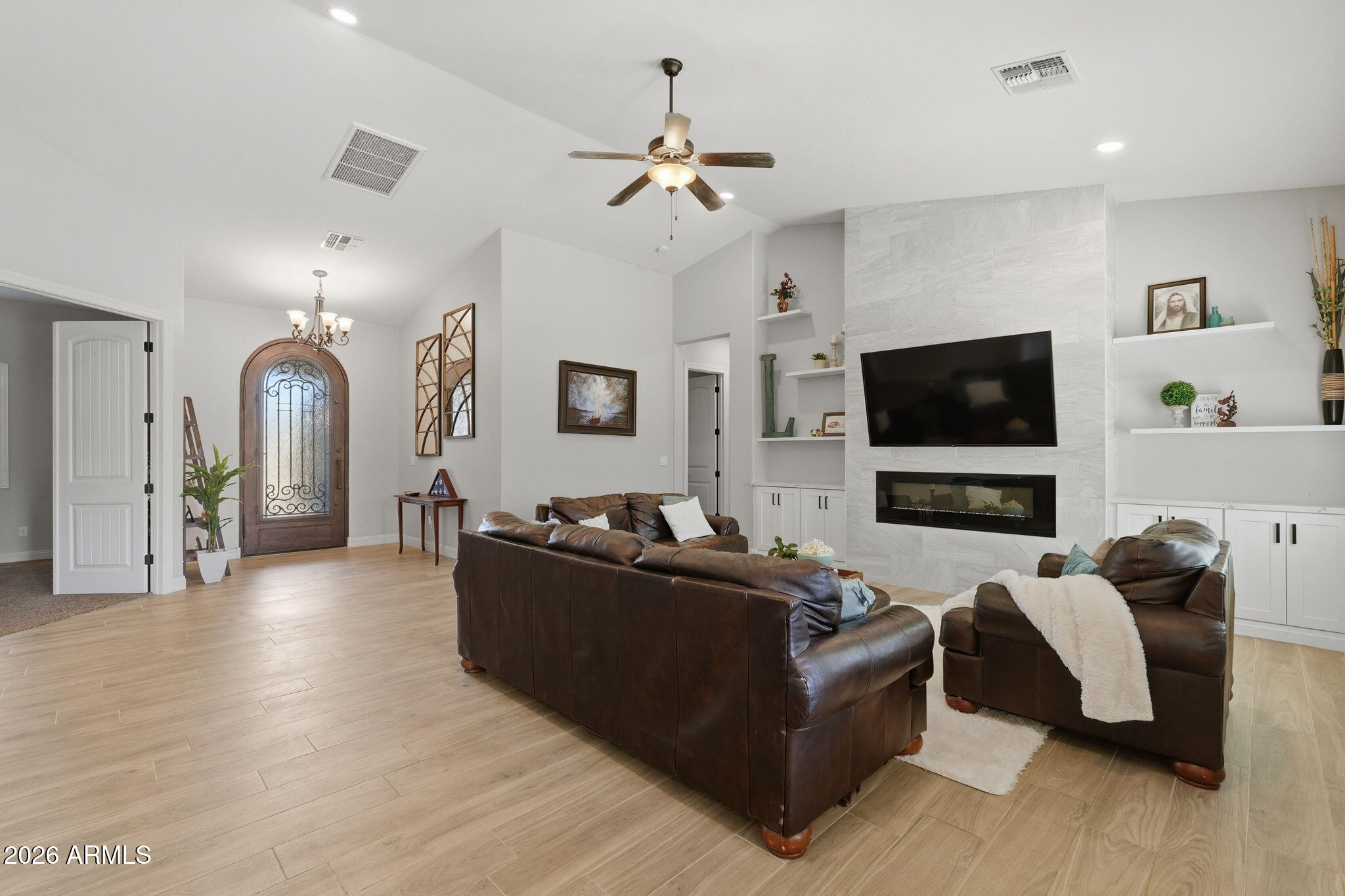 CREEKSIDE ESTATES - Residential