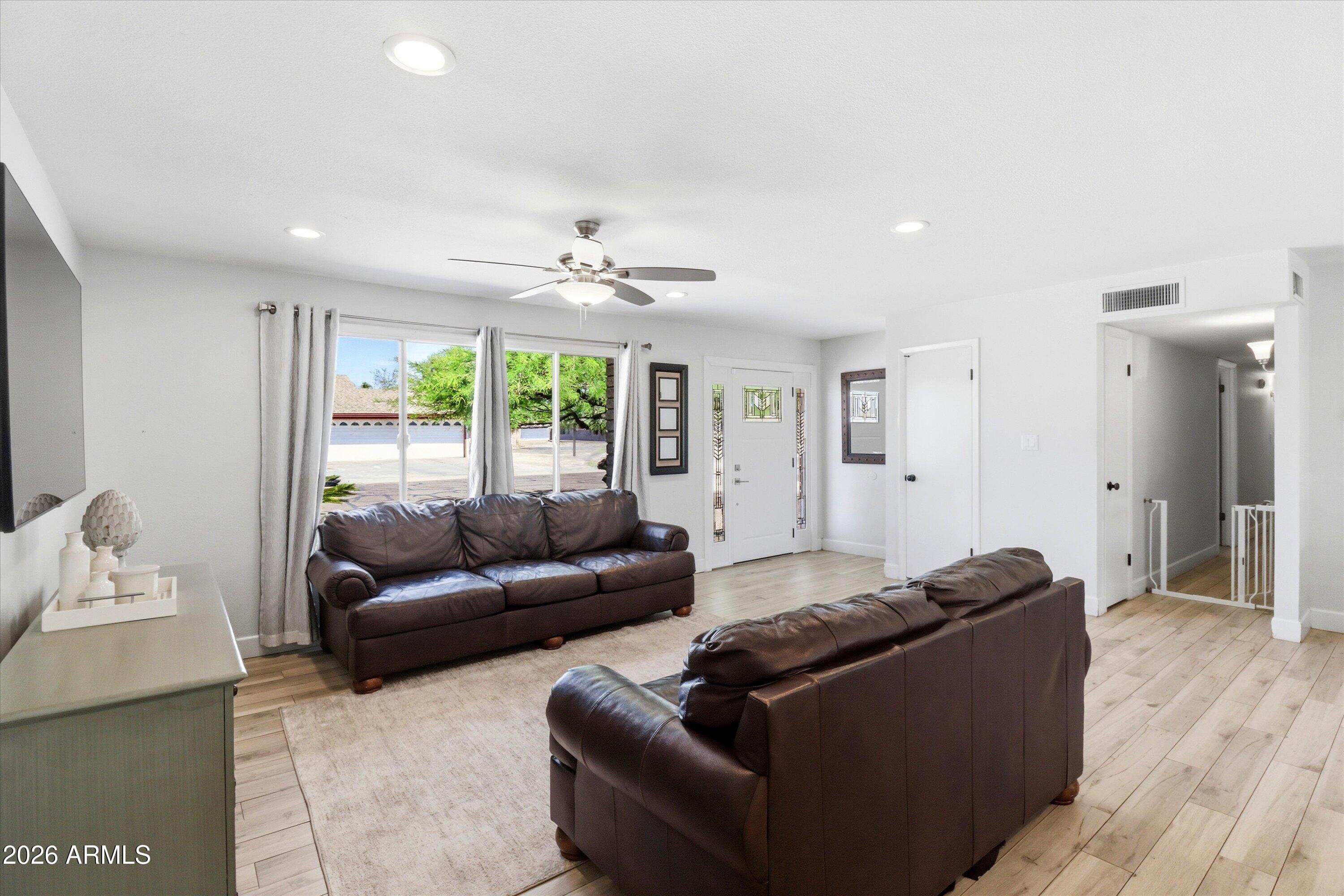GREEN MEADOWS NO. 3 - Residential