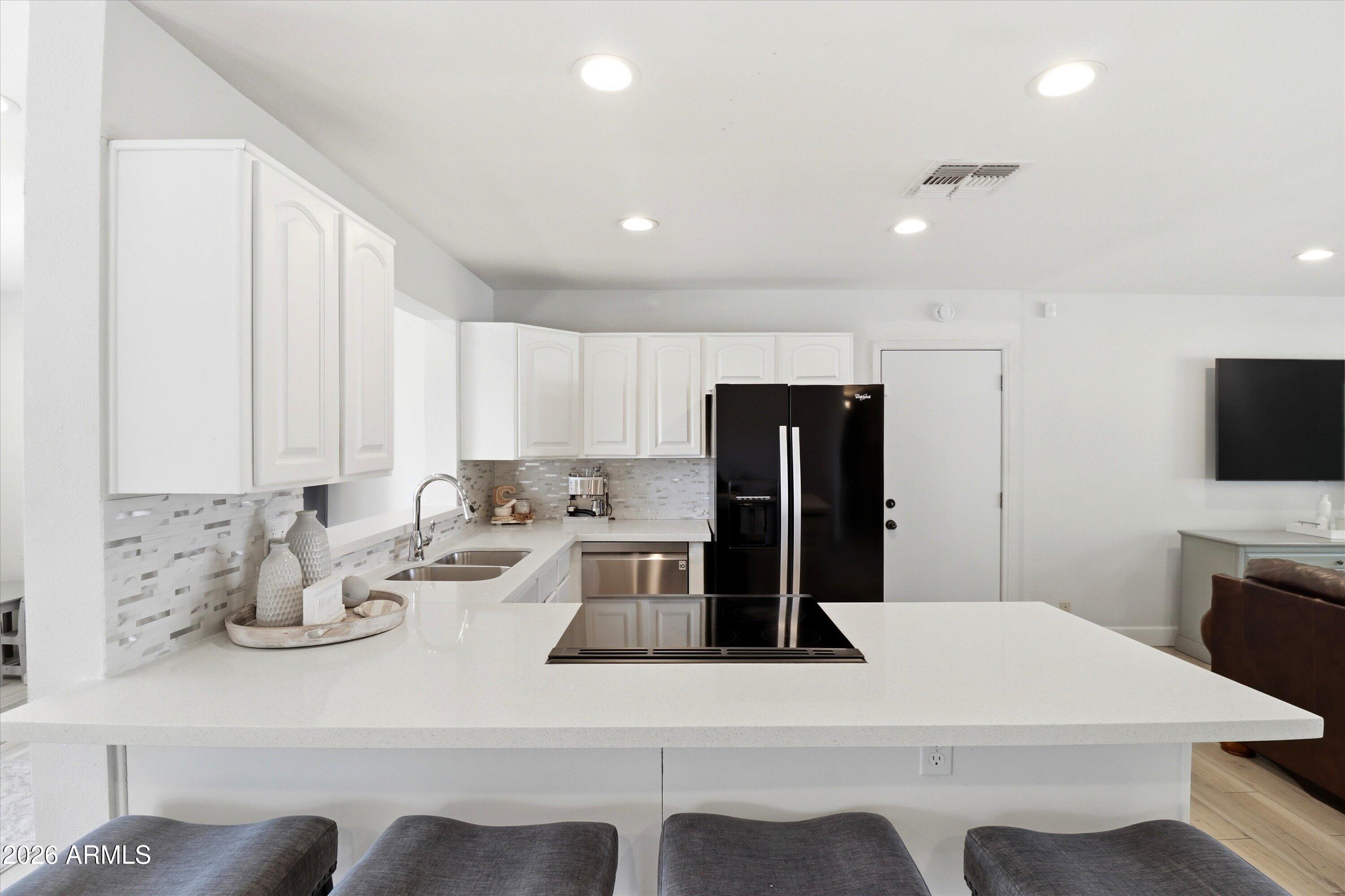 GREEN MEADOWS NO. 3 - Residential