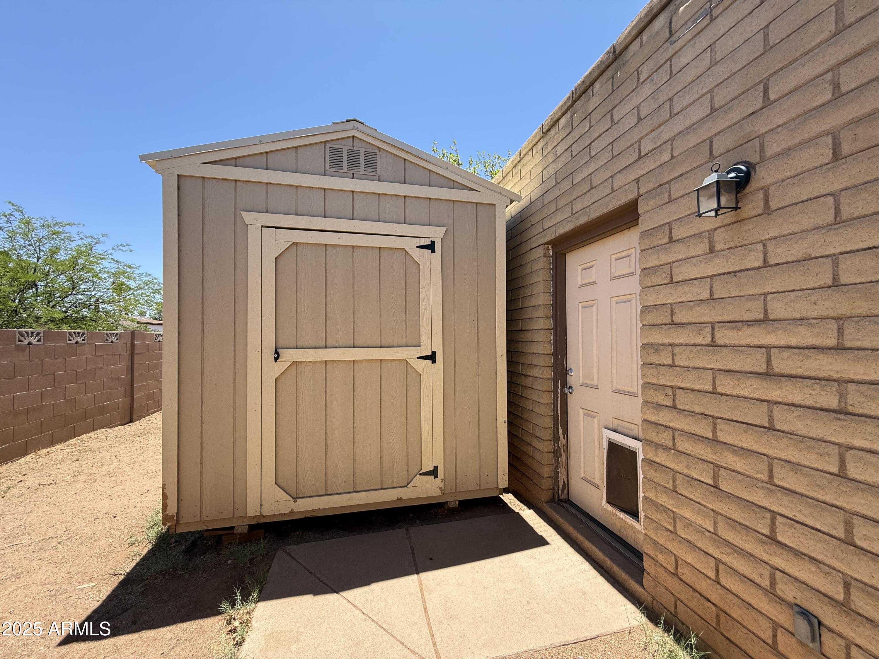 THE MEADOWS - Residential