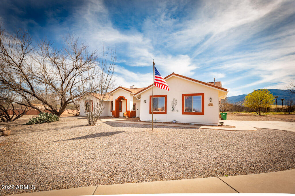 MOUNTAIN SHADOWS PHASE F - Residential