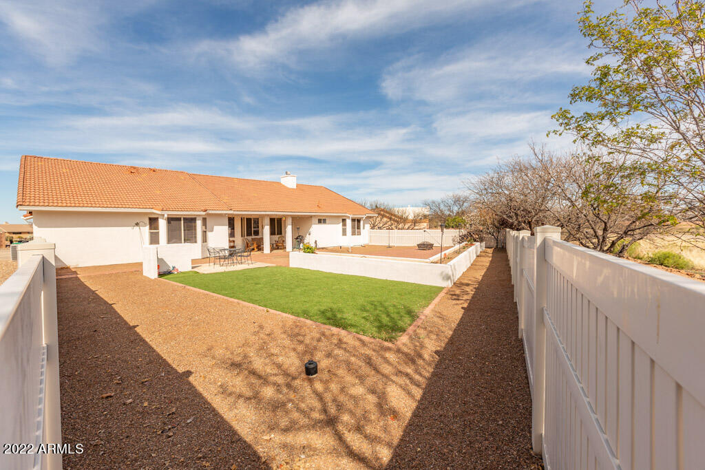 MOUNTAIN SHADOWS PHASE F - Residential