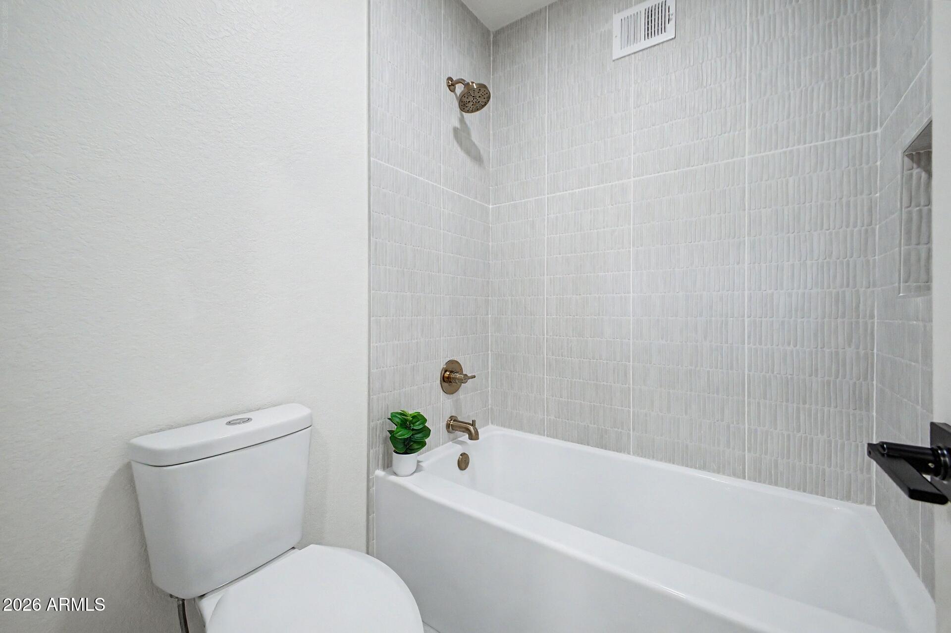 WINDHAVEN UNIT 3 - Residential