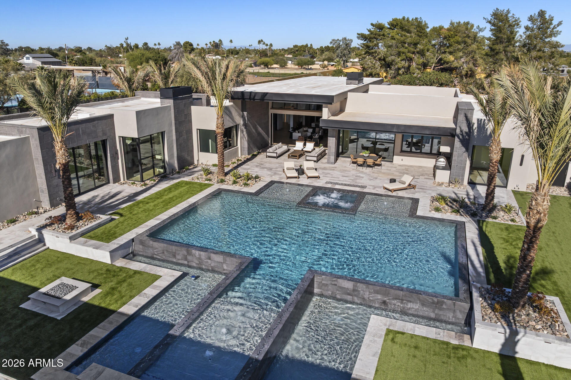DESERT ESTATES UNIT 1 LOT 20 - Residential