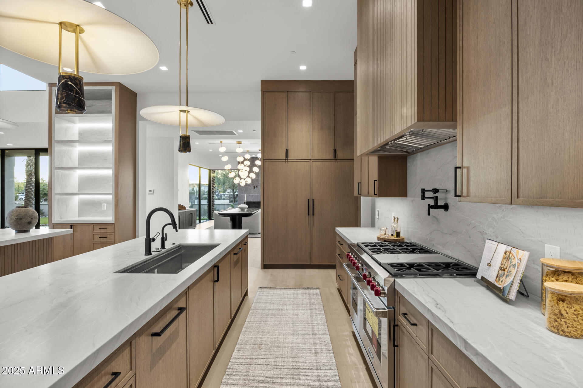 DESERT ESTATES UNIT 1 LOT 20 - Residential