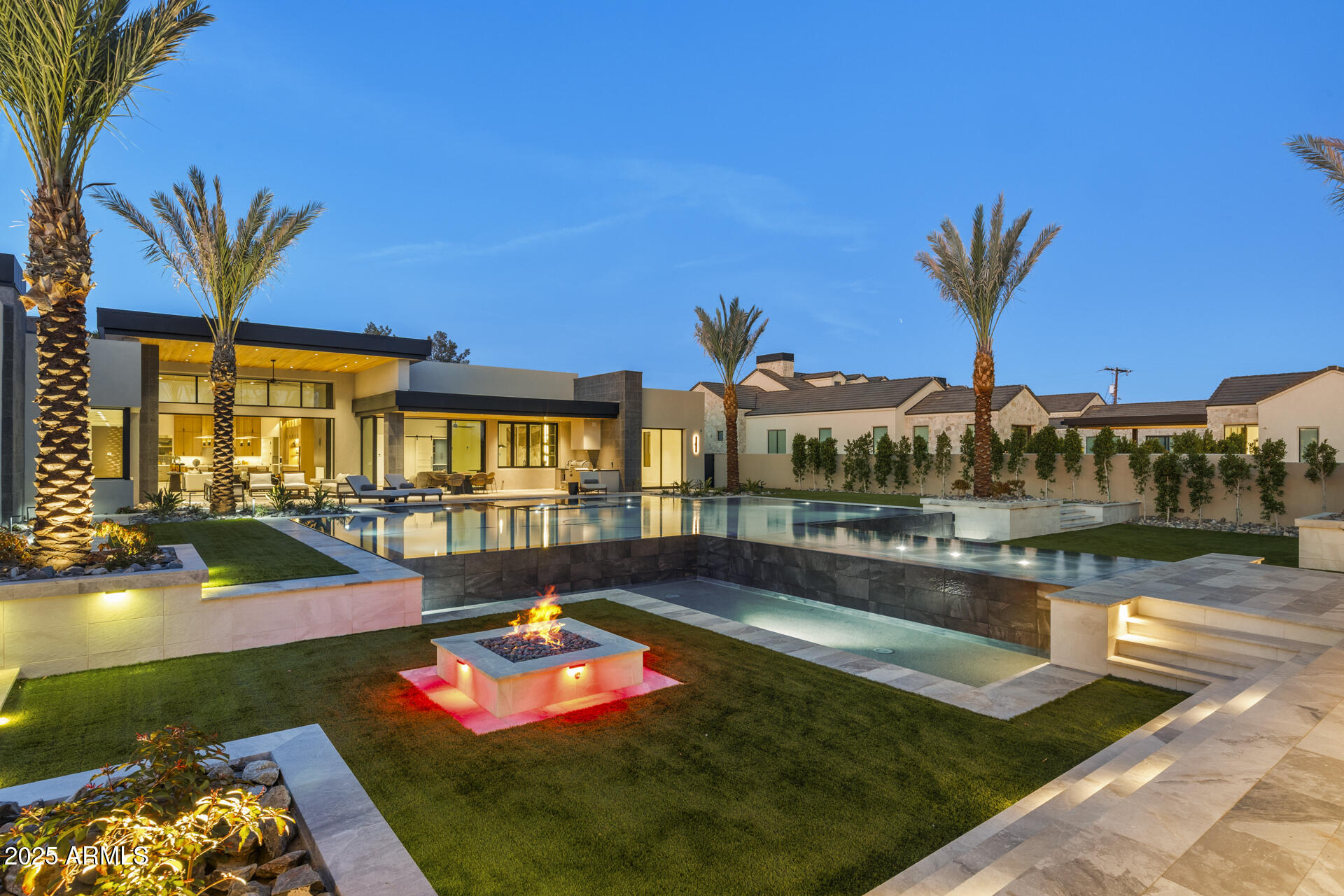 DESERT ESTATES UNIT 1 LOT 20 - Residential