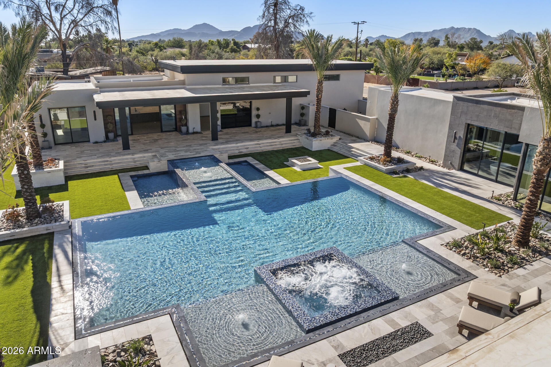 DESERT ESTATES UNIT 1 LOT 20 - Residential