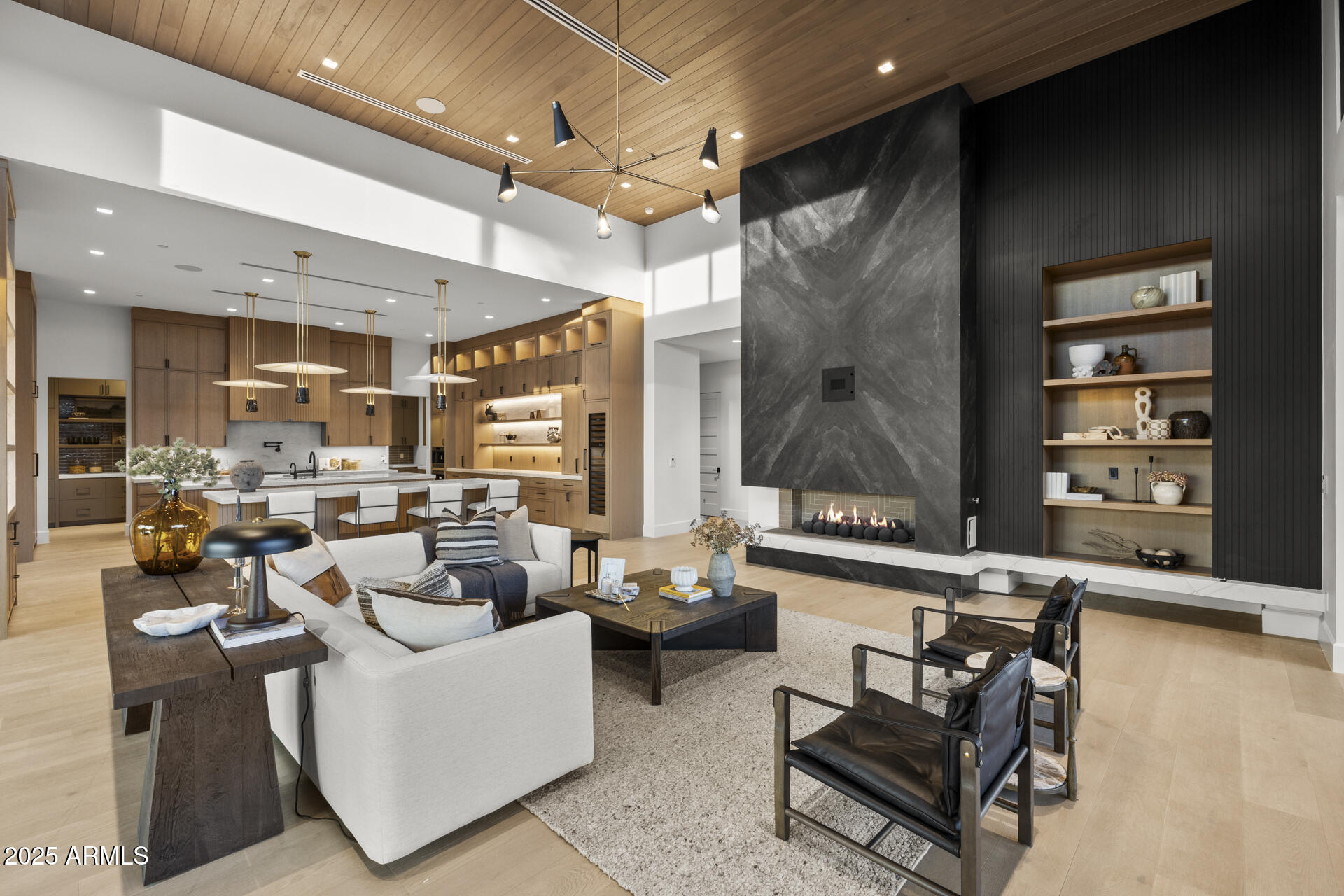 DESERT ESTATES UNIT 1 LOT 20 - Residential