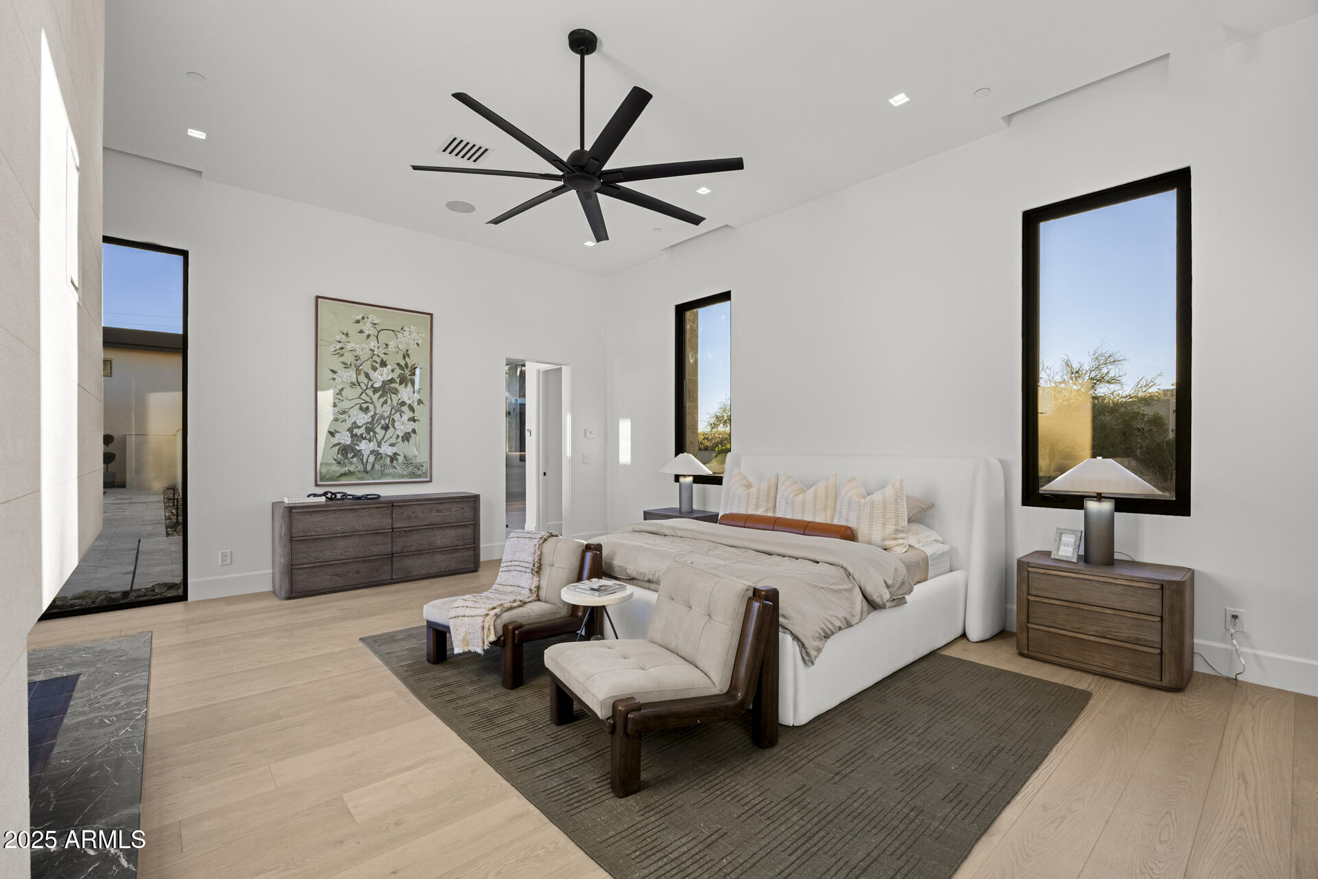 DESERT ESTATES UNIT 1 LOT 20 - Residential