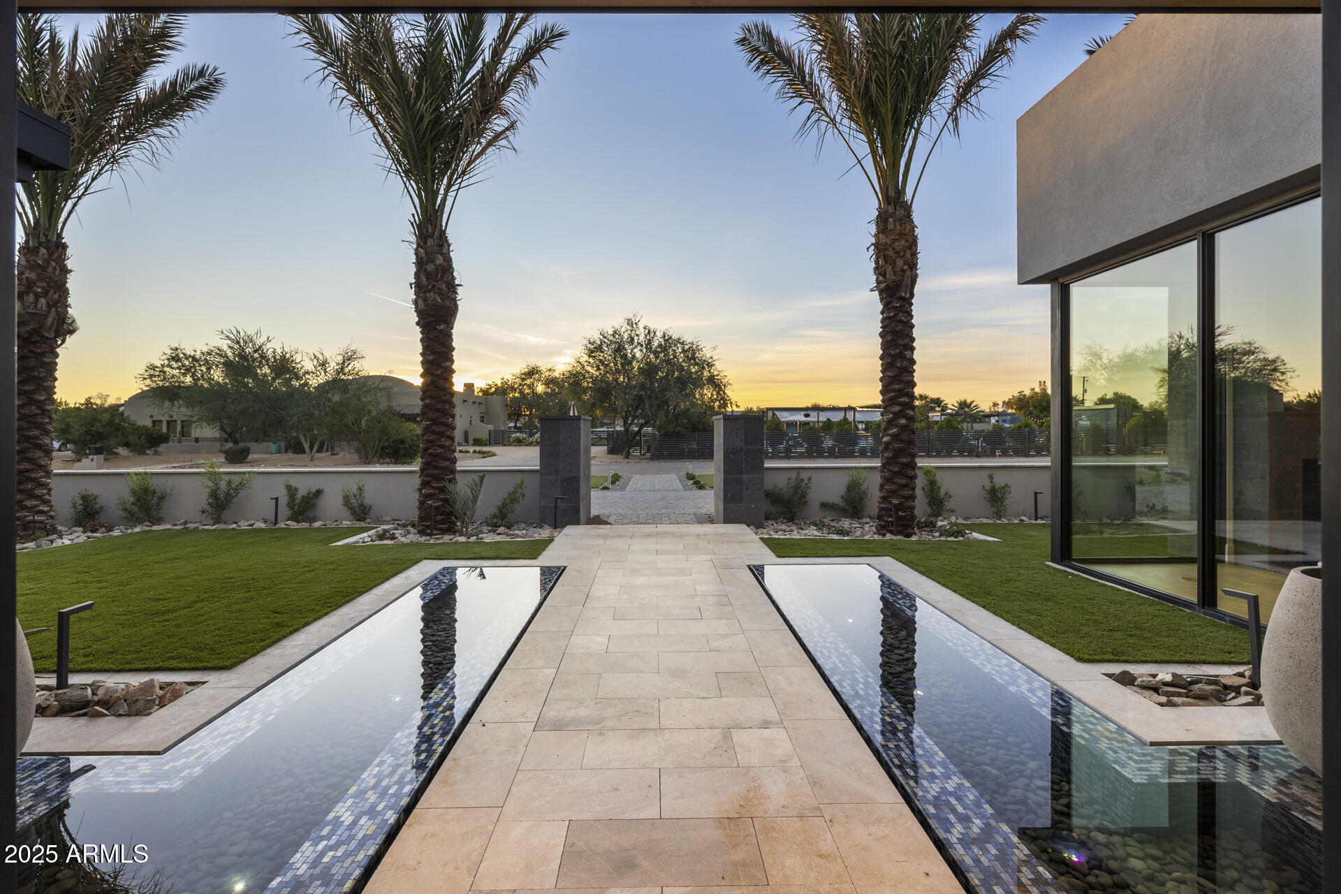 DESERT ESTATES UNIT 1 LOT 20 - Residential