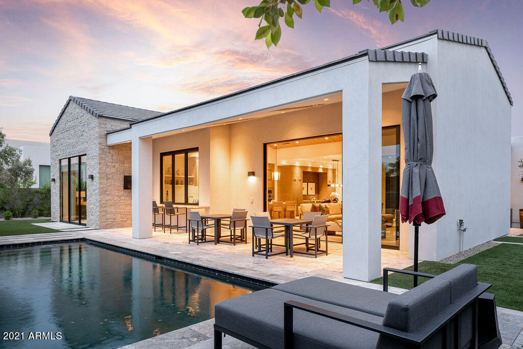 RITZ-CARLTON PARCEL B - Residential