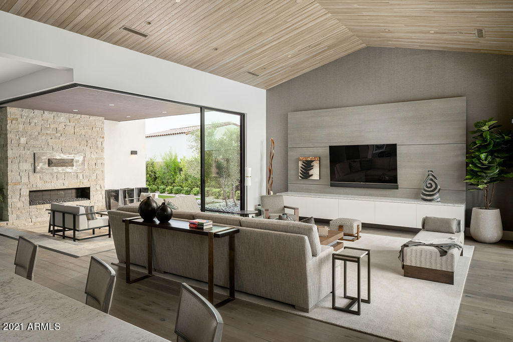 RITZ-CARLTON PARCEL B - Residential