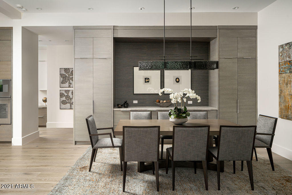 RITZ-CARLTON PARCEL B - Residential