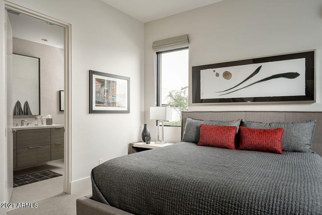 RITZ-CARLTON PARCEL B - Residential
