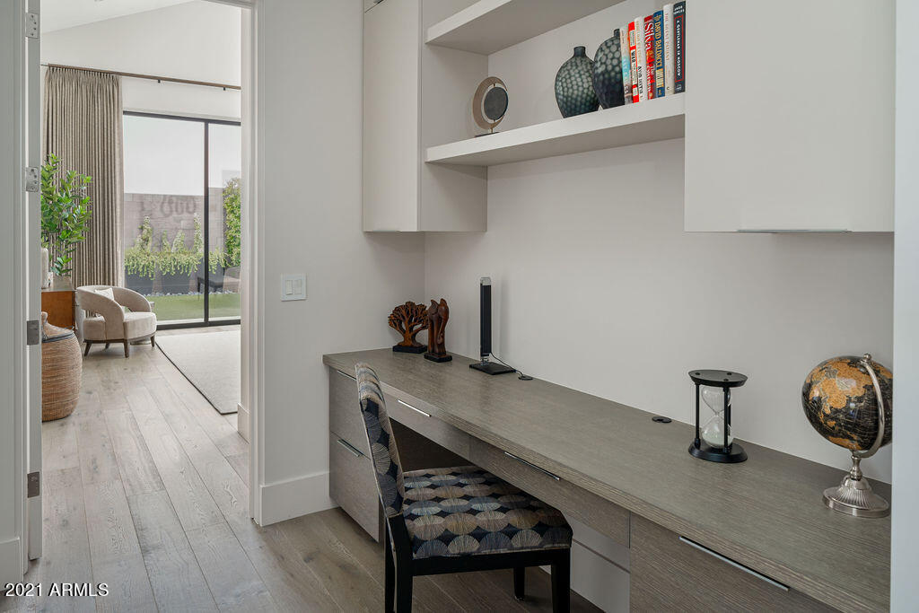 RITZ-CARLTON PARCEL B - Residential