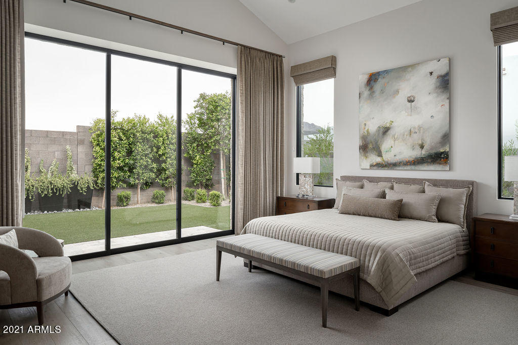 RITZ-CARLTON PARCEL B - Residential
