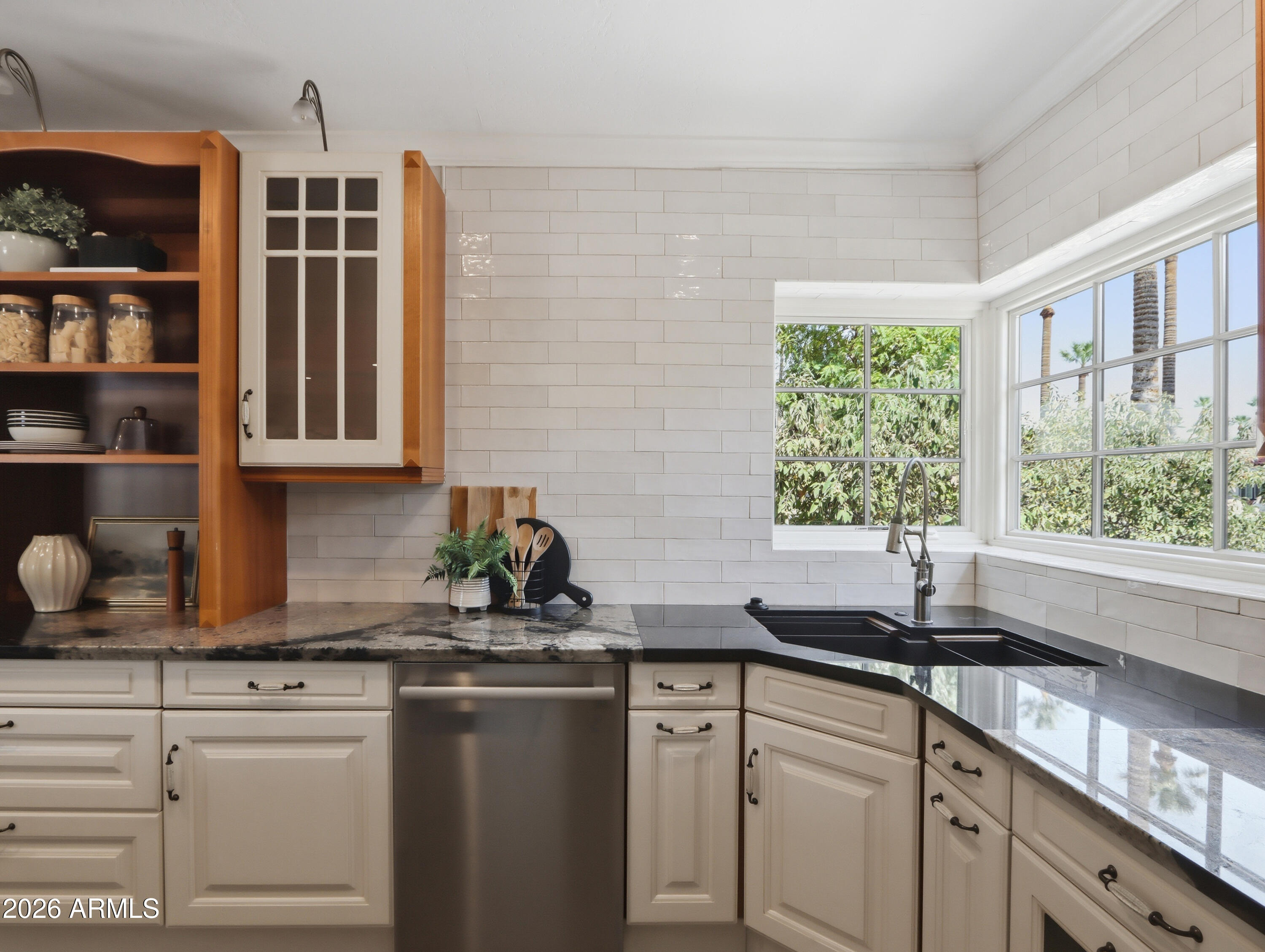WEST ENCANTO AMD - Residential