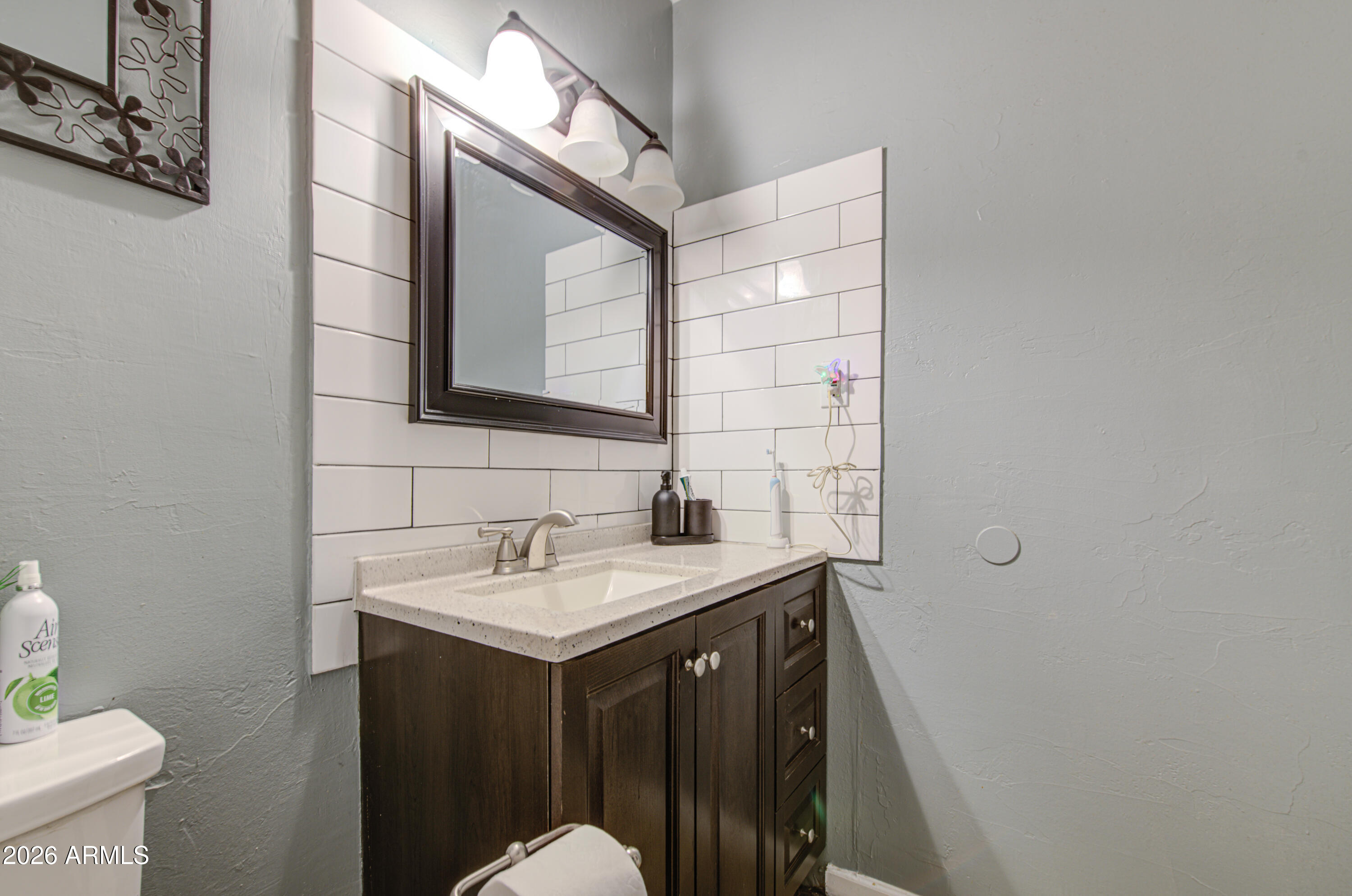 COUNTRY CLUB HEIGHTS UNIT 3 2ND AMD - Residential