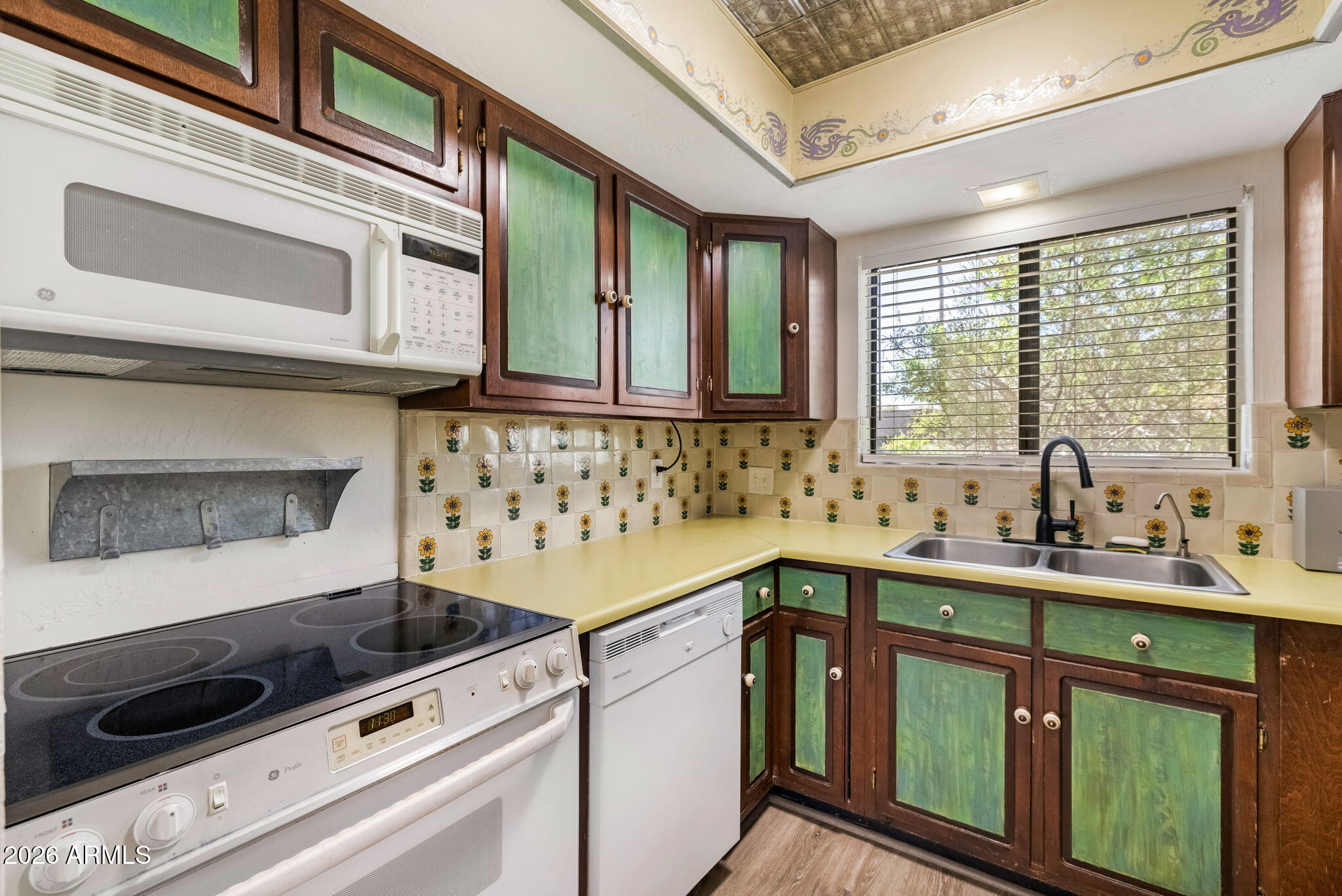 CAREFREE CASAS - Residential